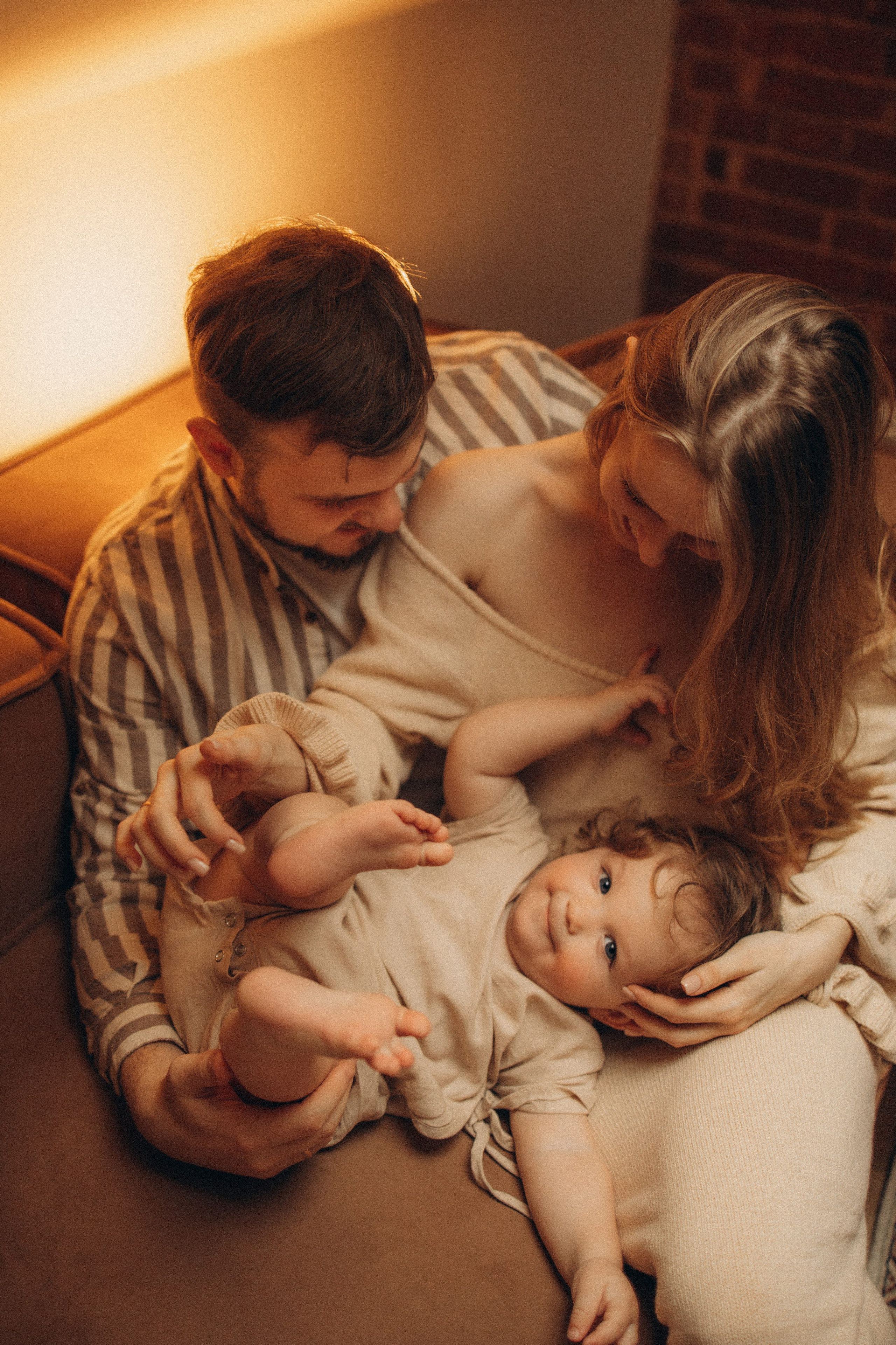 Алена, Вова, Святик. Фотокарточки о вас и о большой любви!