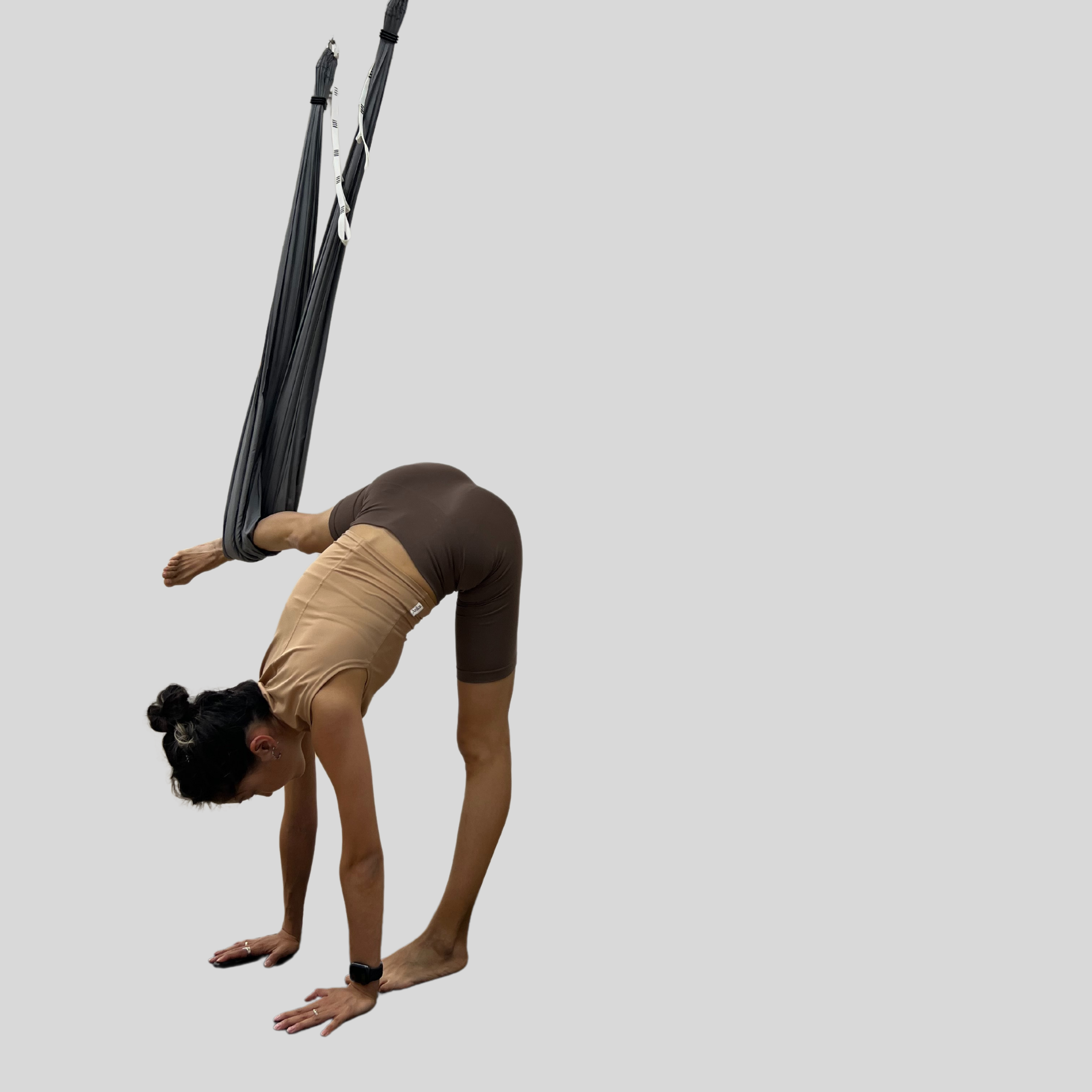 Флай йога, aerial yoga, аэро йога, связка в гамаке, позы в гамаке, aerial yoga exercise, fly yoga practice, fly yoga low, низкий гамак. Преподаю и провожу обучение по флай йоге