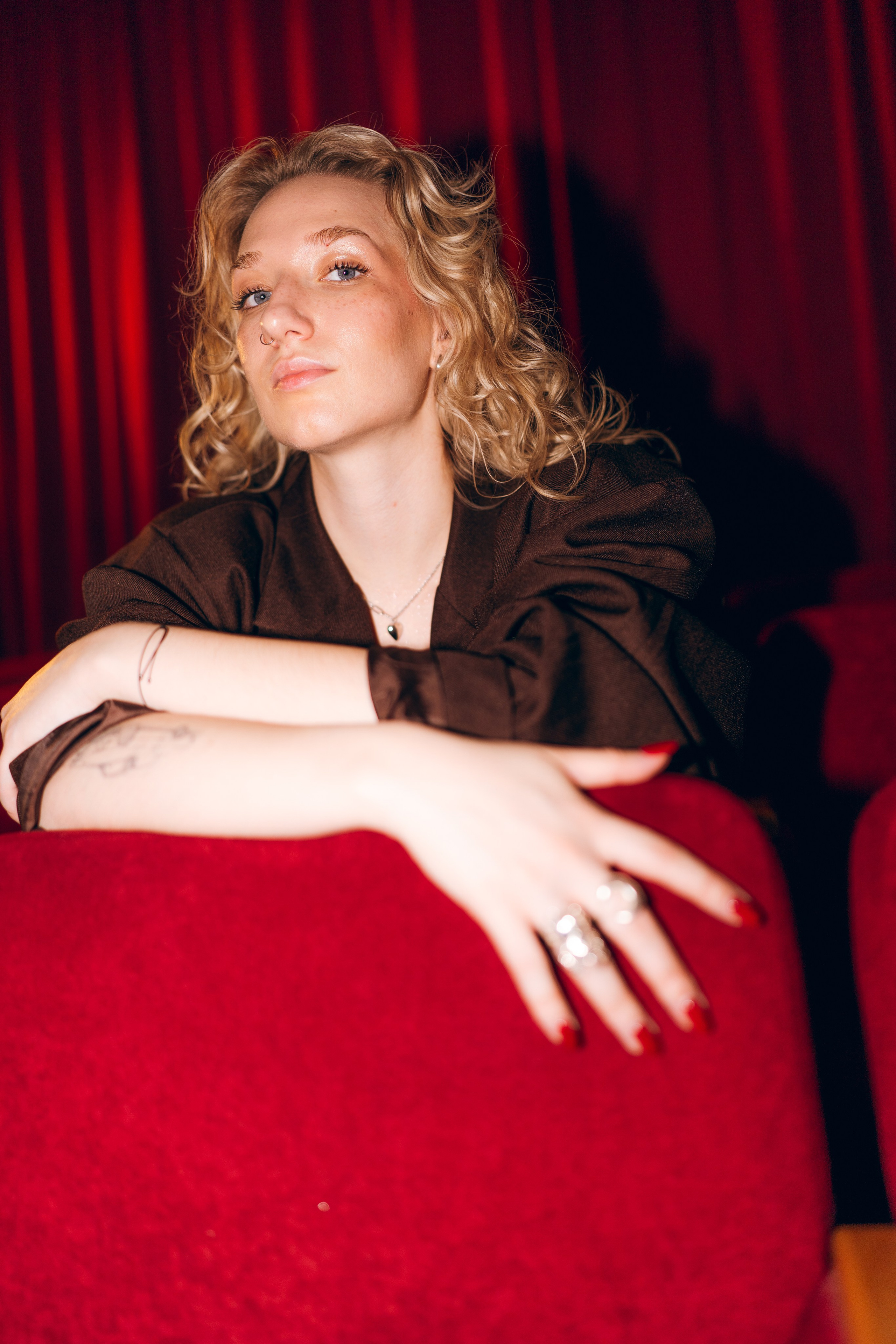 Софа в кино?. Максим Яковлев — фотограф в Москве