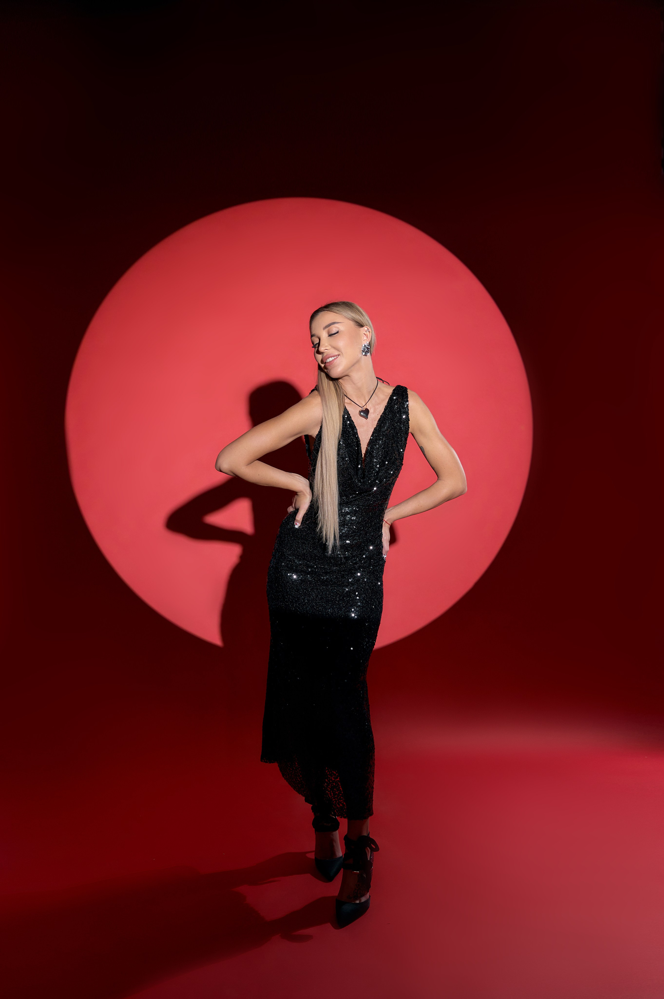 Примеры фото для выпускных альбомов в Новосибирске в 2026 году. Выпускные альбомы под ключ в Новосибирске