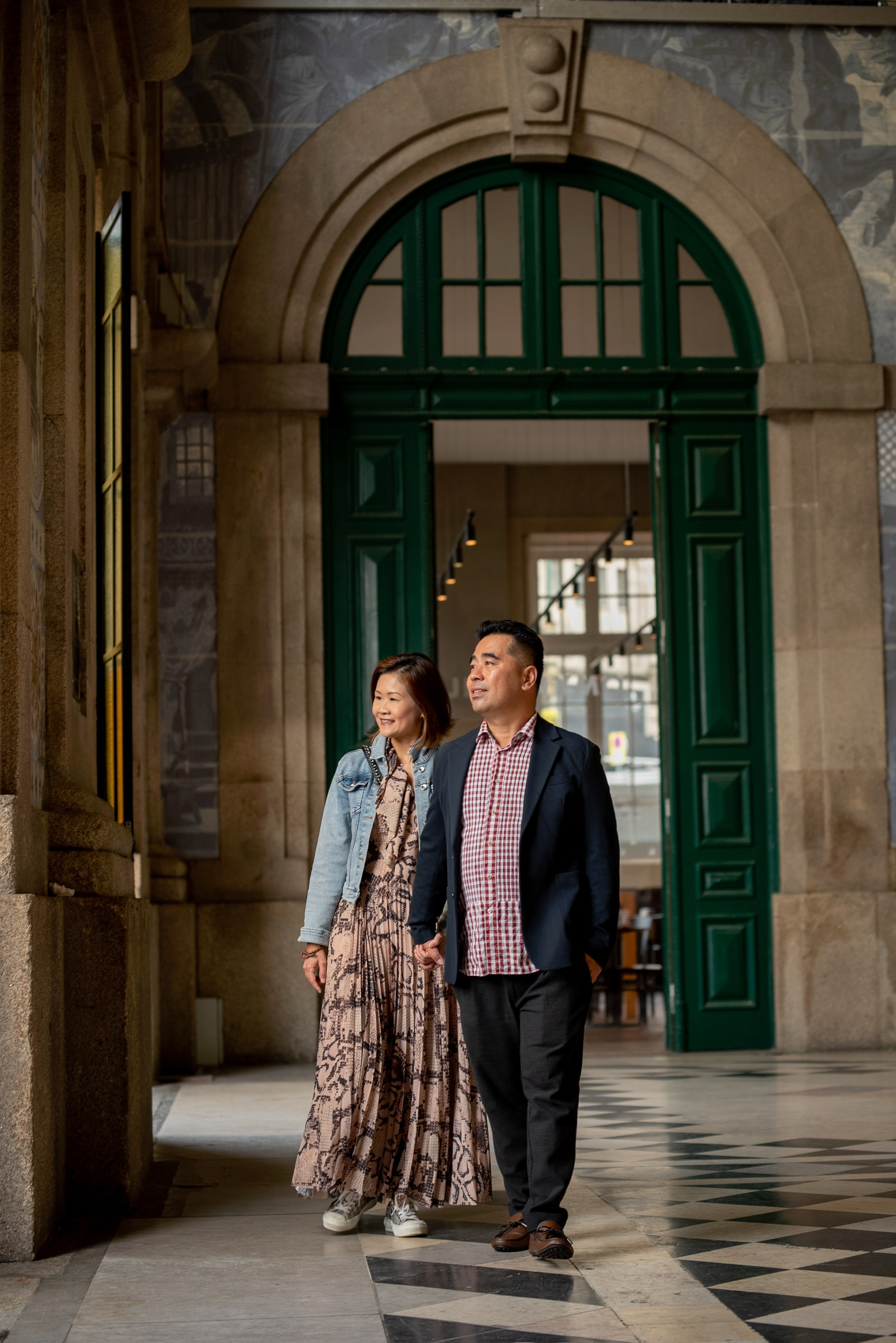 YOKE and ALFRED. Walking in Porto after the rain. Anastasiia Antoniuk portrait, family and couple photographer, Portugal