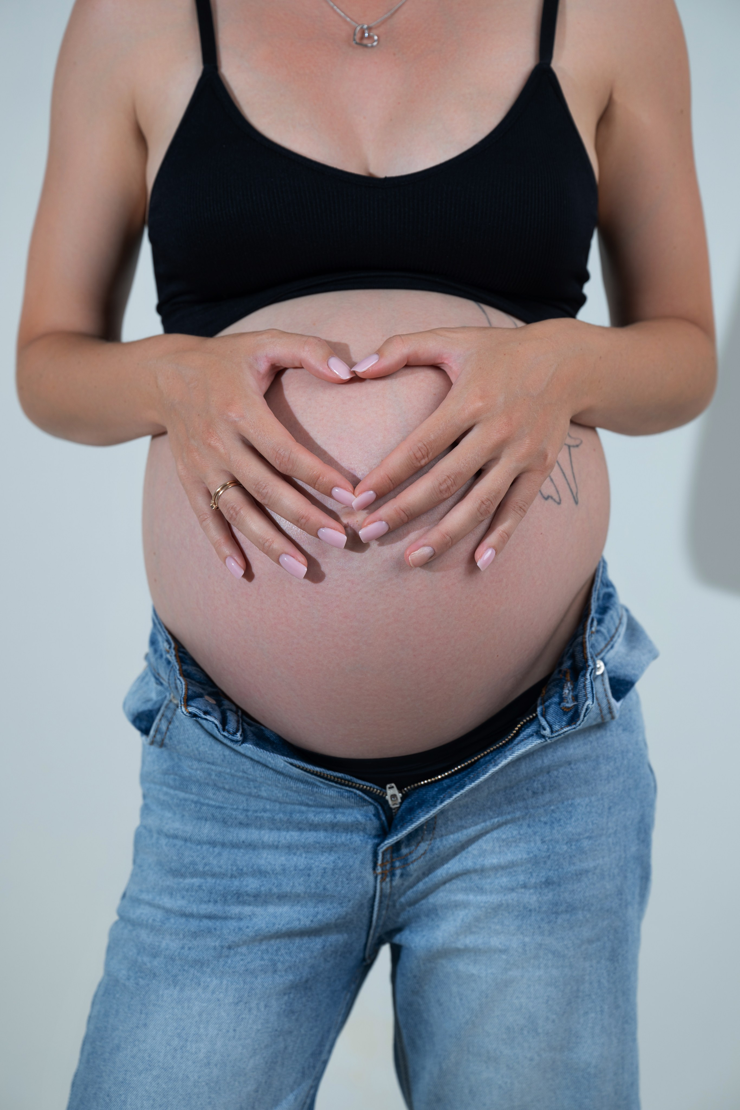 Фотосессии беременности. Студийный и свадебный фотограф и видеограф в Севастополе — Юлия Макаренко