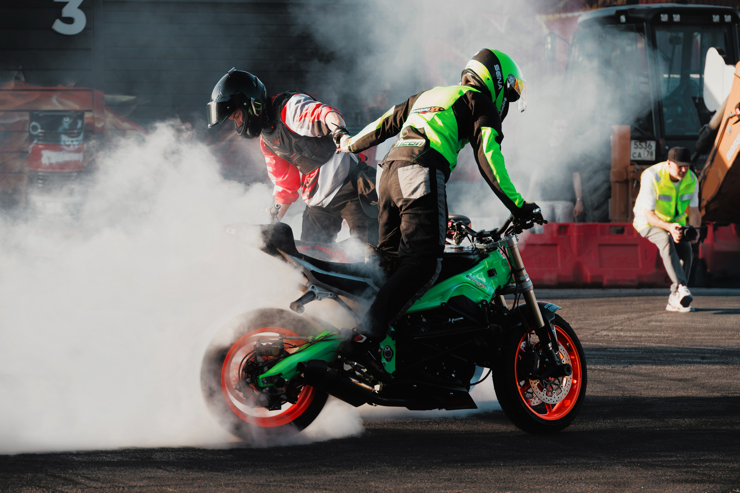 TURBO NIGHT — фоторепортаж с  turbo night легендарной вечеринки в формате автомобильного фестиваля