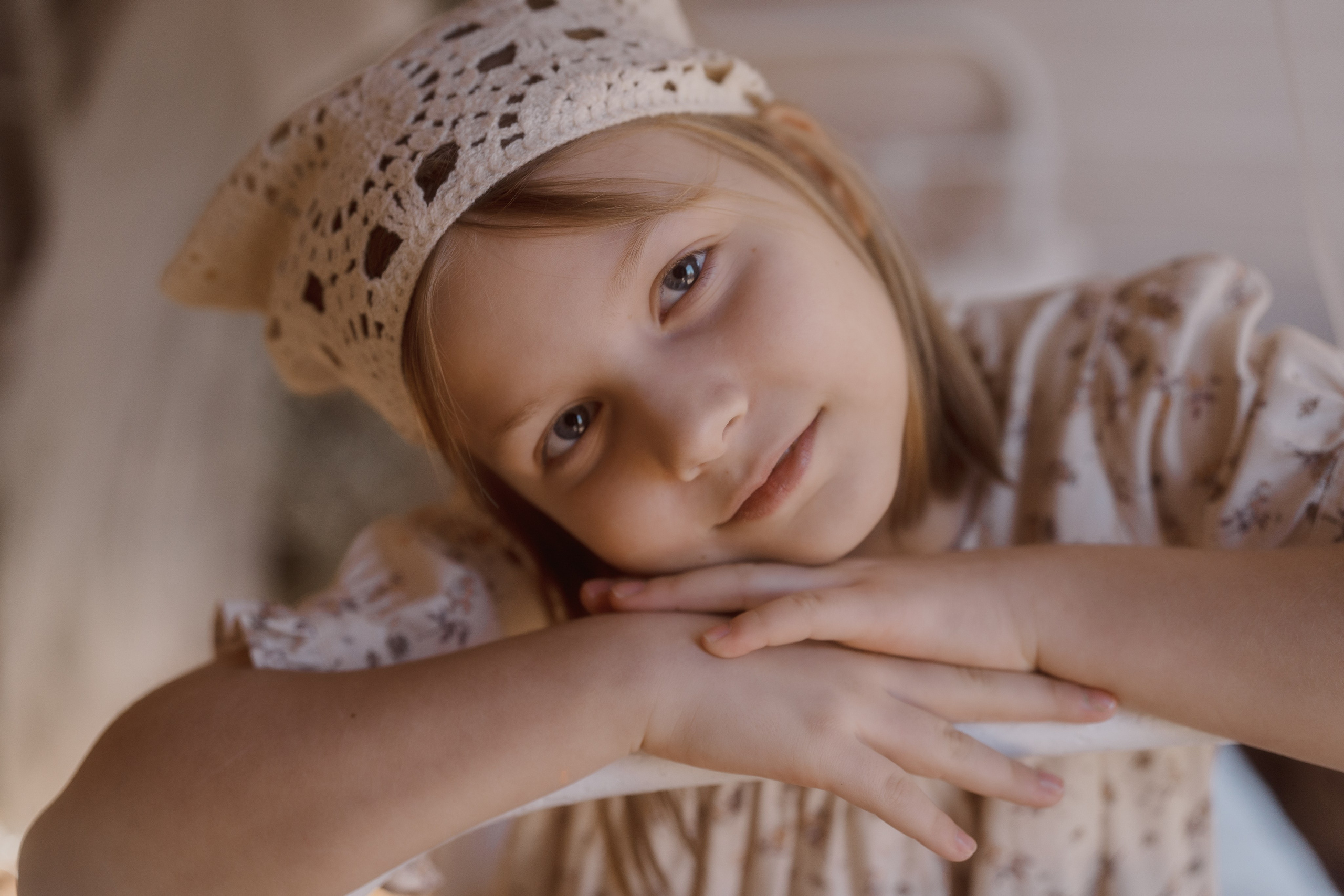 Нюша и Маша. Детская фотосессия Дом Элли г. Пушкино. Семейный и детский фотограф в Сергиев Посаде, Хотьково Якимчук Любовь