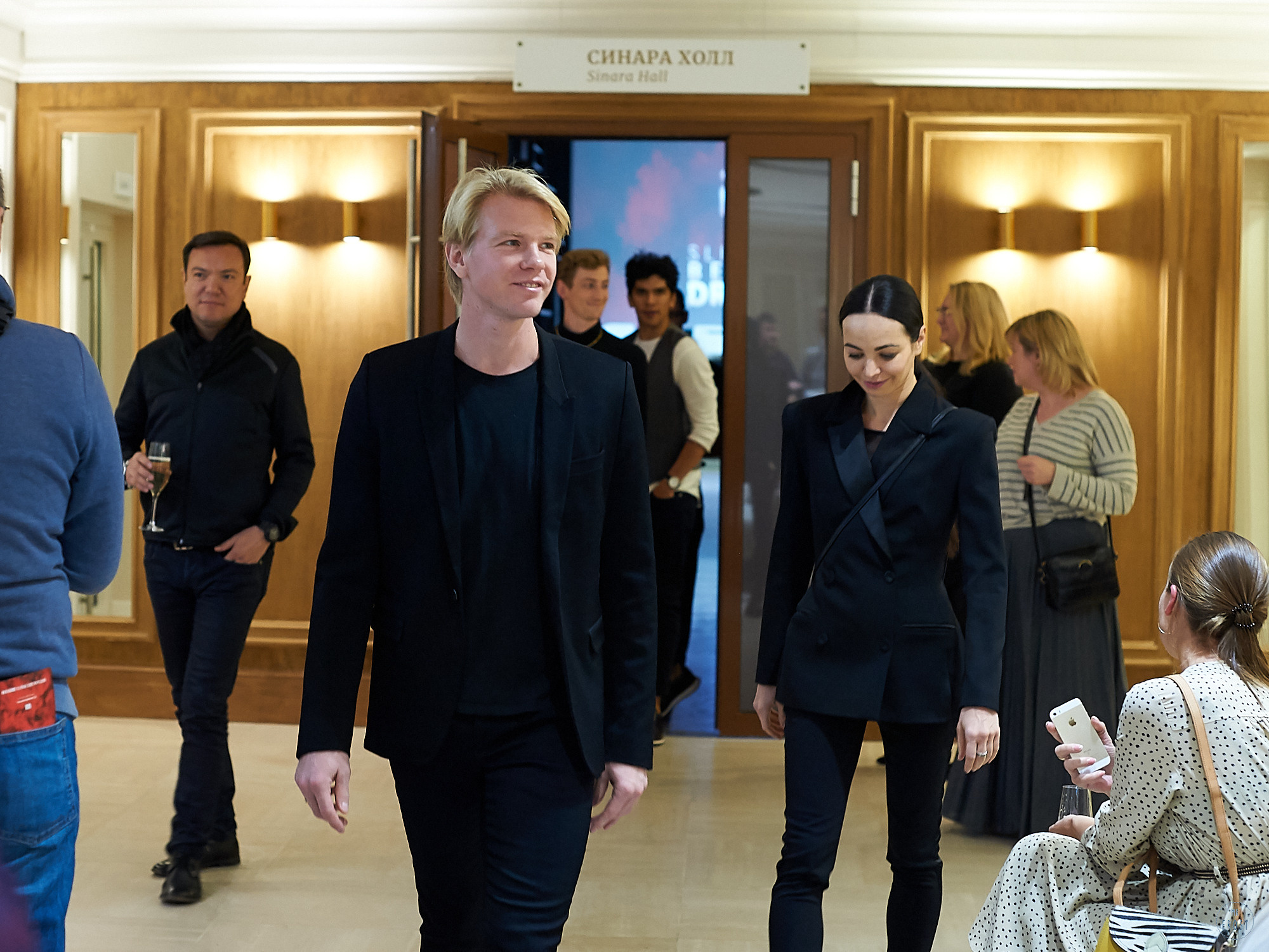 Sleeping Beauty Dreams. Фотографии отовсюду и обо всем