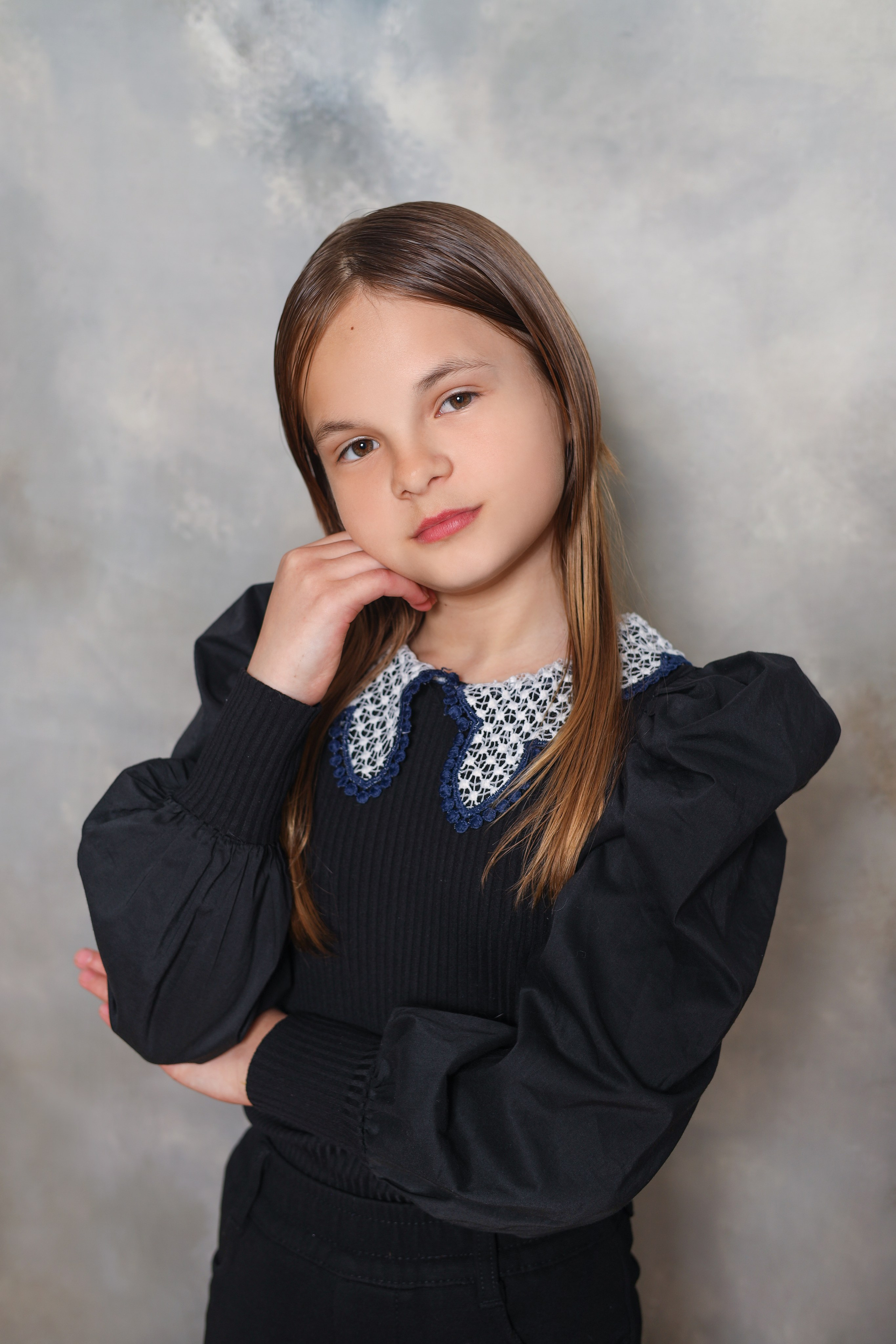 Фон Бежевый. Фотостудия «Стремянка».Фотосессии в детских садах и школах