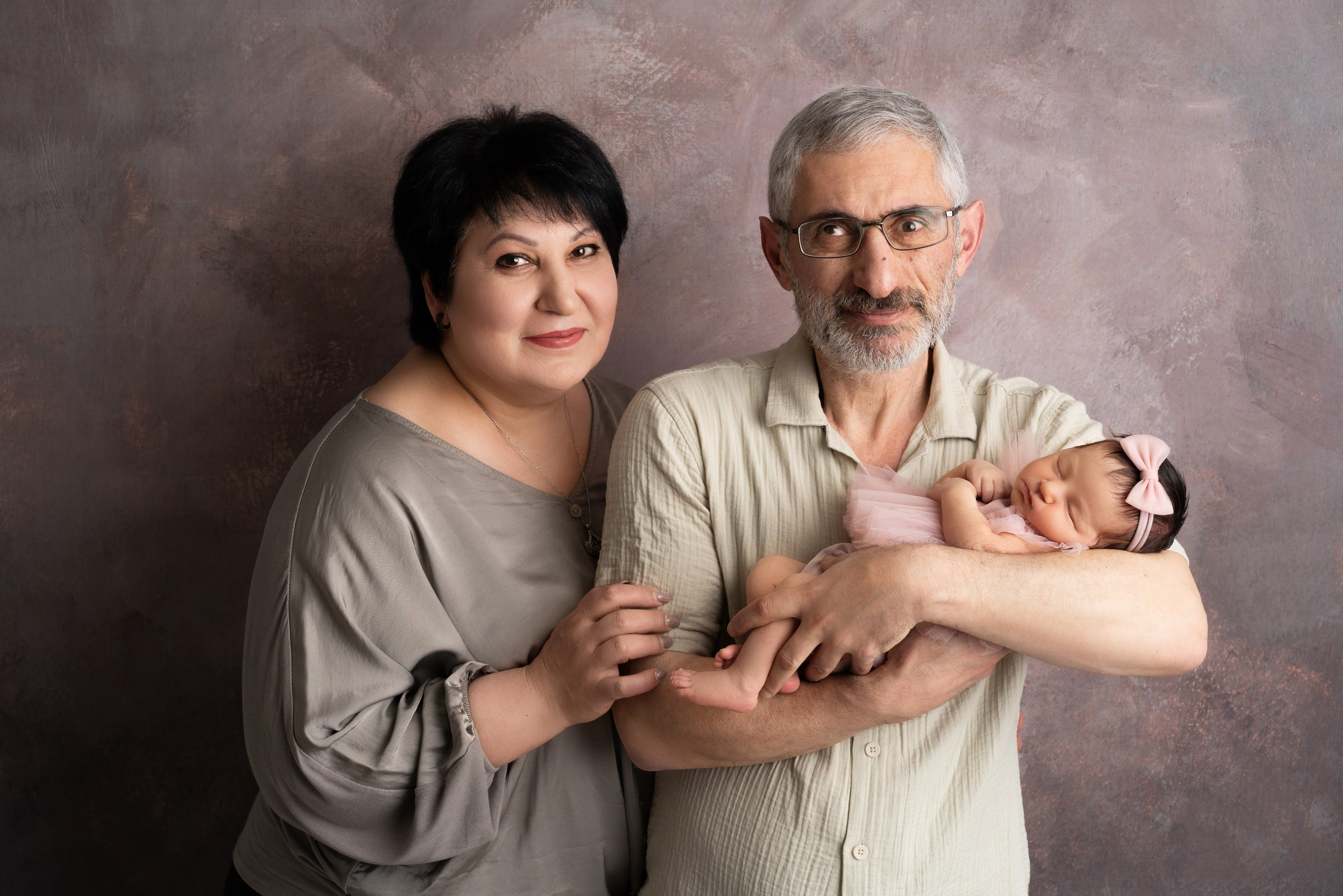 Семейные фотосессии с новорожденными | Трогательные кадры малышей и их близких в Москве и МО. Фотосессия новорожденных в Москве и Московской области | Профессиональный фотограф newborn — Татьяна Иванова