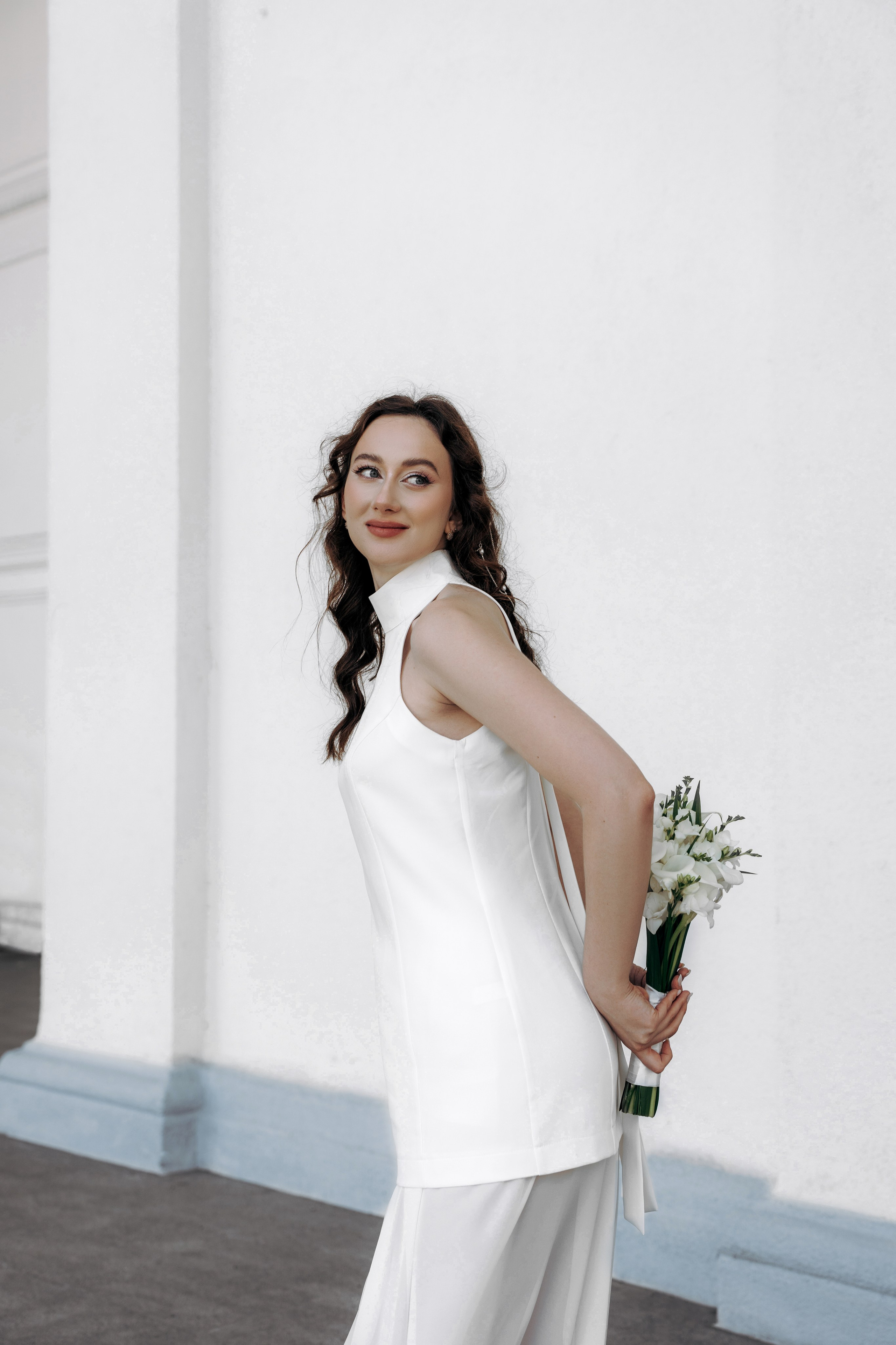 Любовь на фоне старого аэропорта. Ваш семейный фотограф в Минске — Вика Трегубова