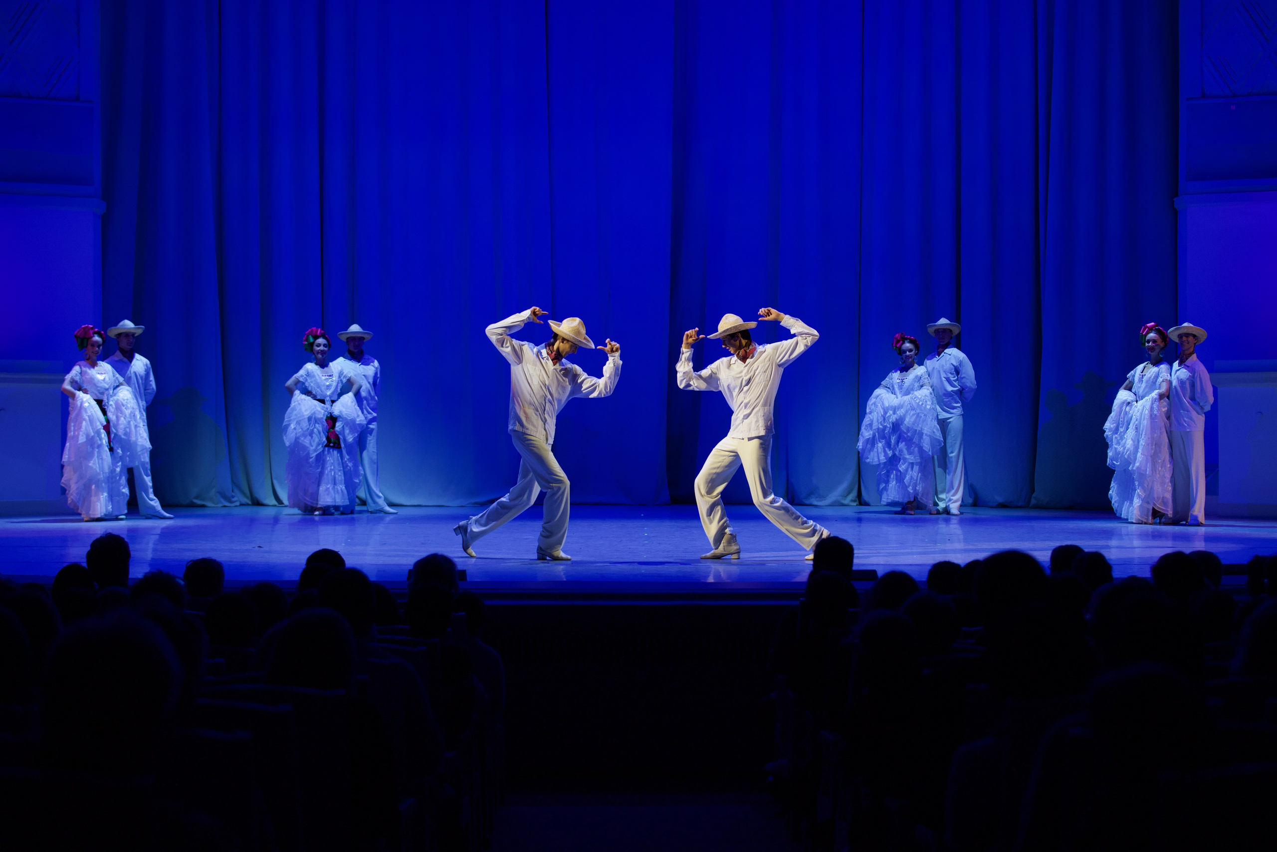 Балет Игоря Моисеева. Фотограф Николай Костюк