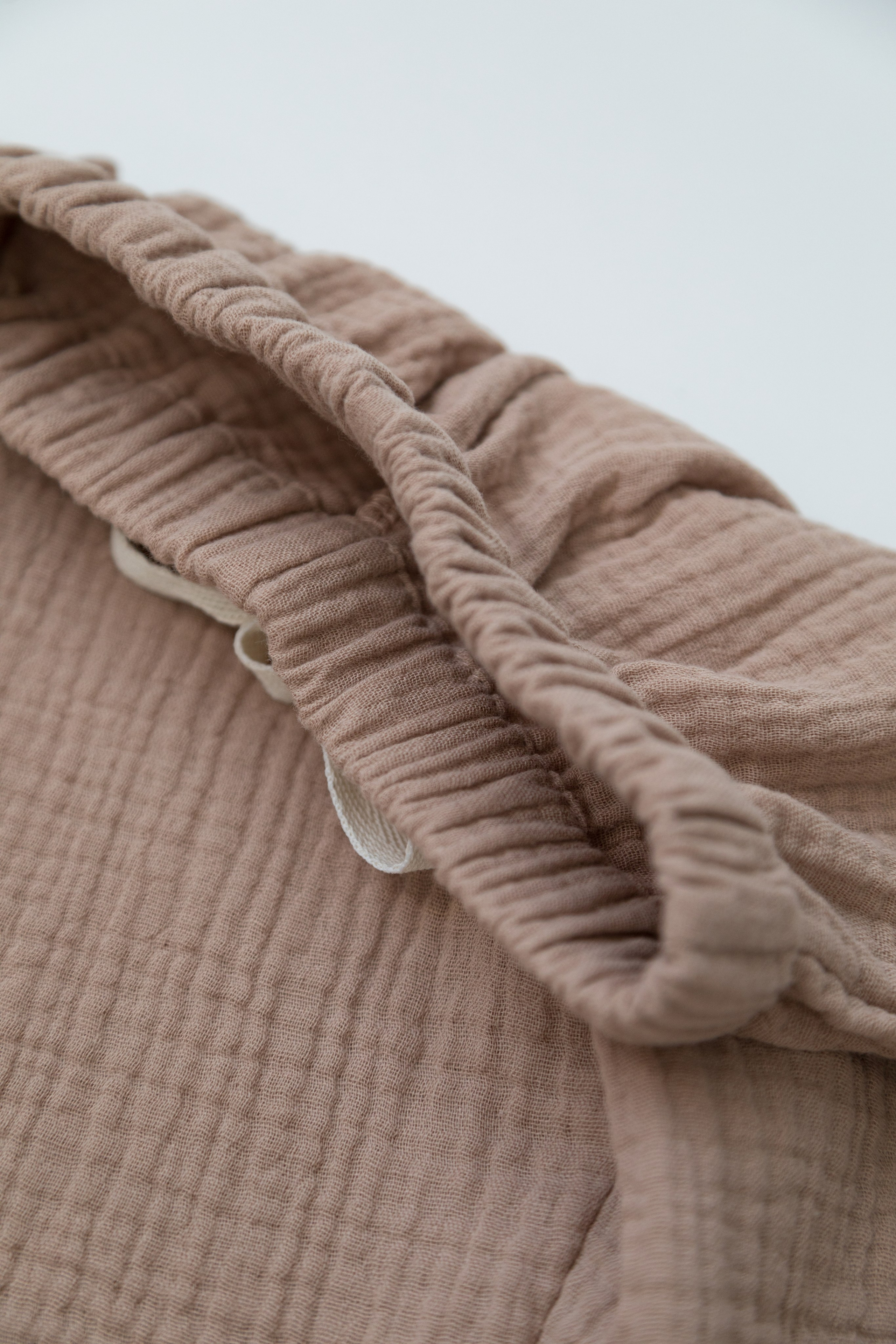 Съемка детской одежды бренда mamalanka для Ozon и соц сетей. Детский и контент фотограф Надя Волкова Санкт-Петербург