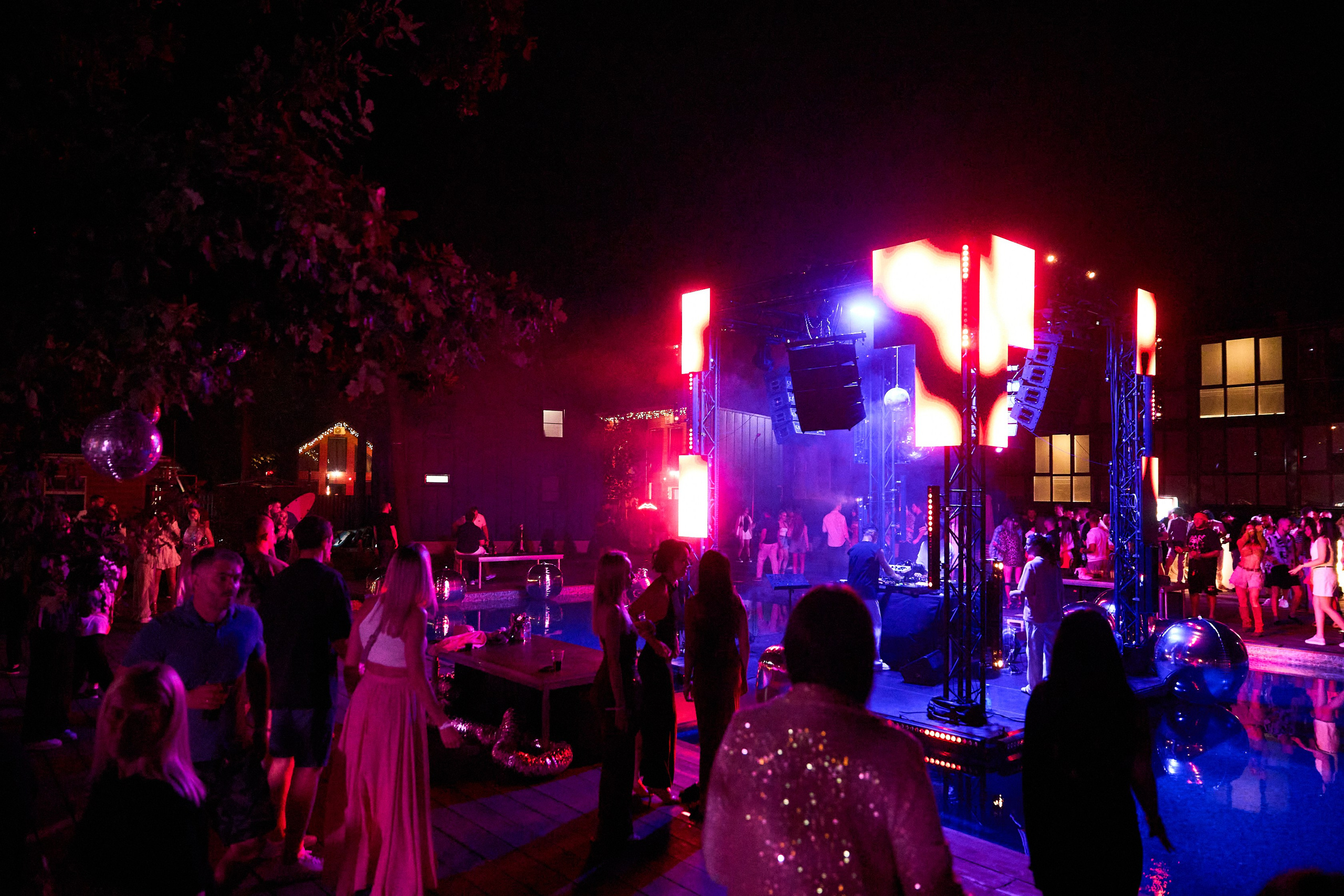 FACE2FACE. Фотограф Максим Маркелов