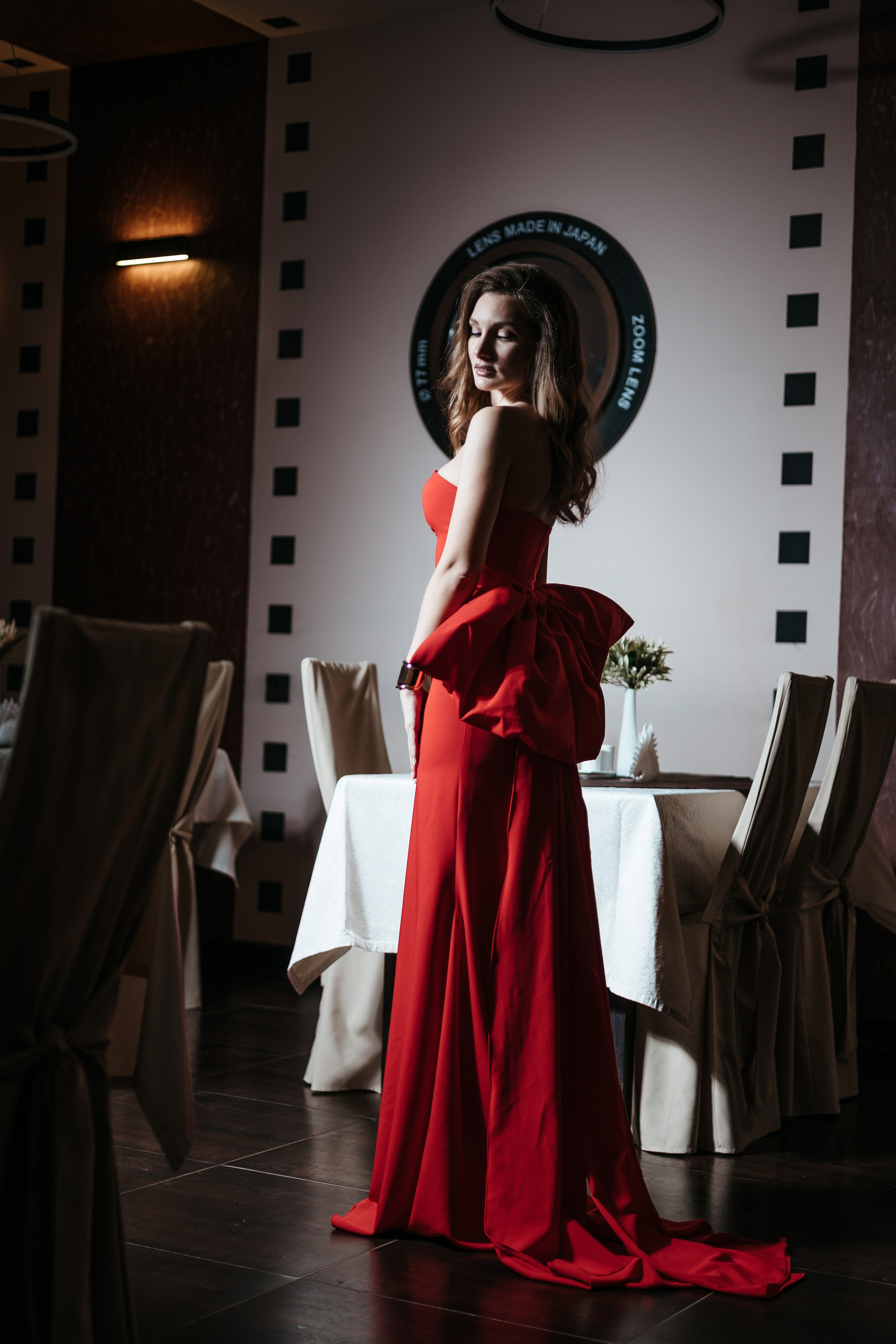 Lady in Red. Главная