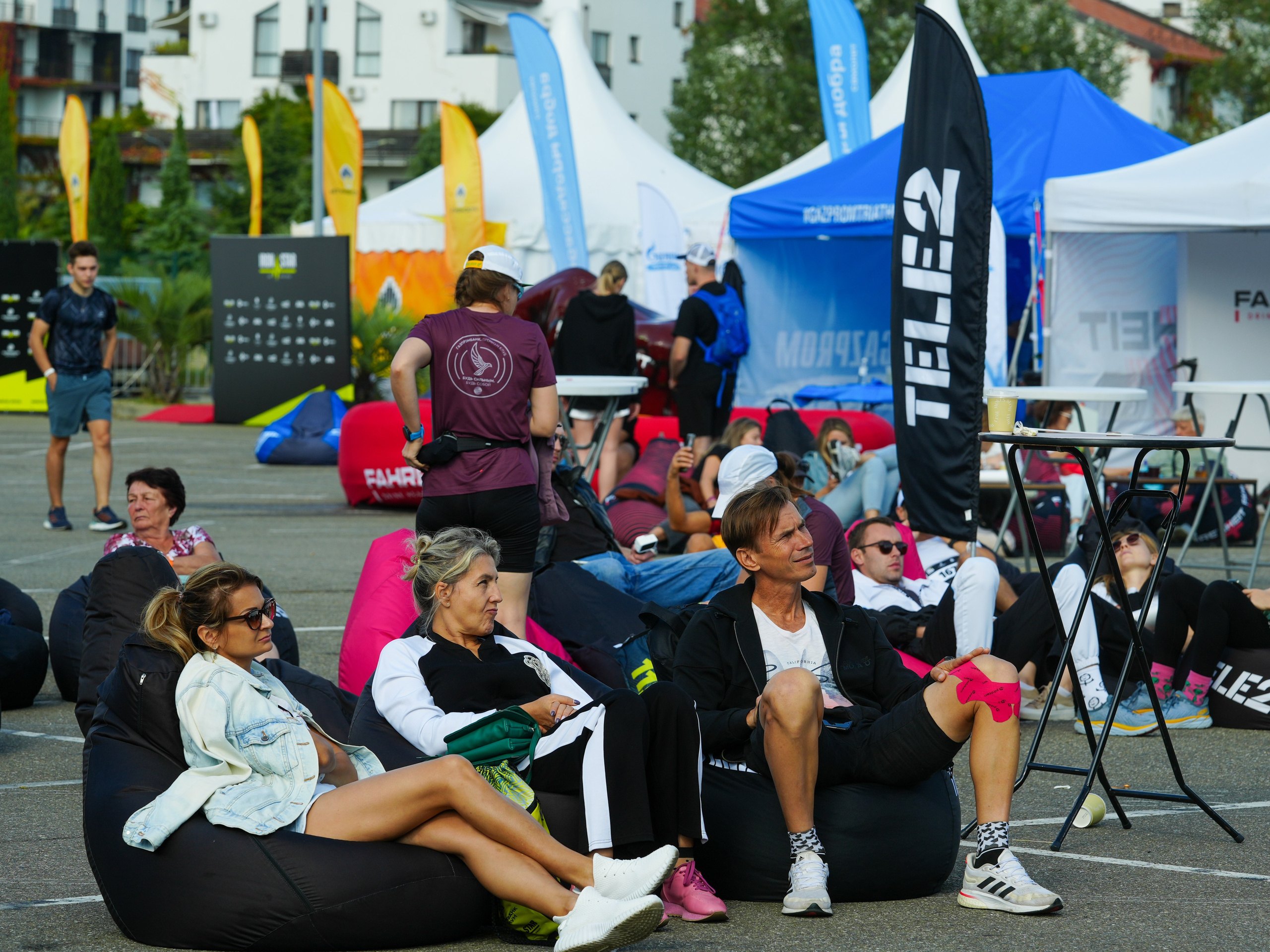 Фотоотчет партнерской интеграции для компании TELE2 на фестивале Ironstar. Репортажный фотограф в Красной Поляне и Сочи Павлюченко Екатерина