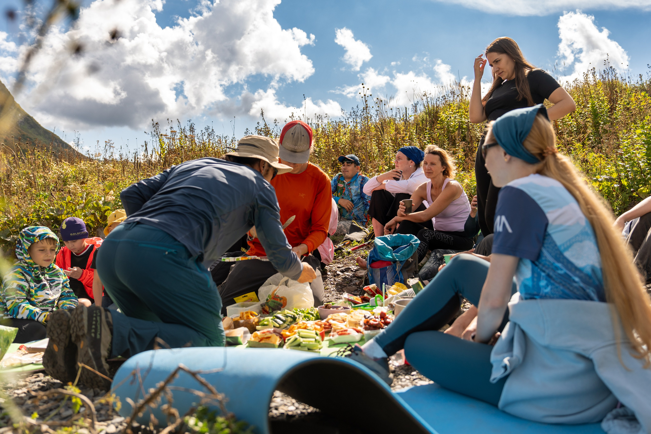 Поход для профсоюза курорта «Газпром Поляна» на Бзерпинский карниз. Репортажный фотограф в Красной Поляне и Сочи Павлюченко Екатерина