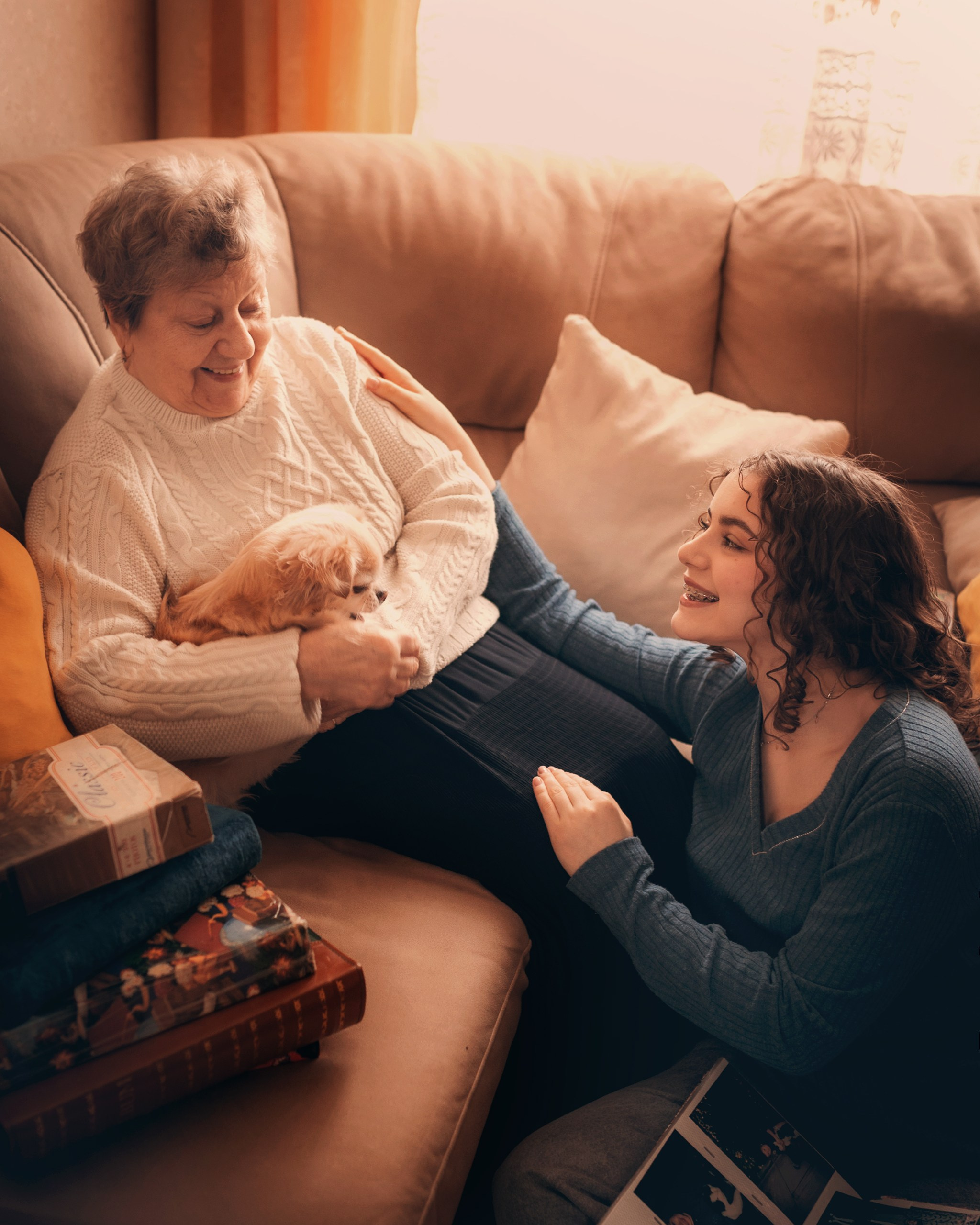 Домашняя фотосессия — бабушка с внучками. Детский и семейный фотограф Елена Михайлова в Москве