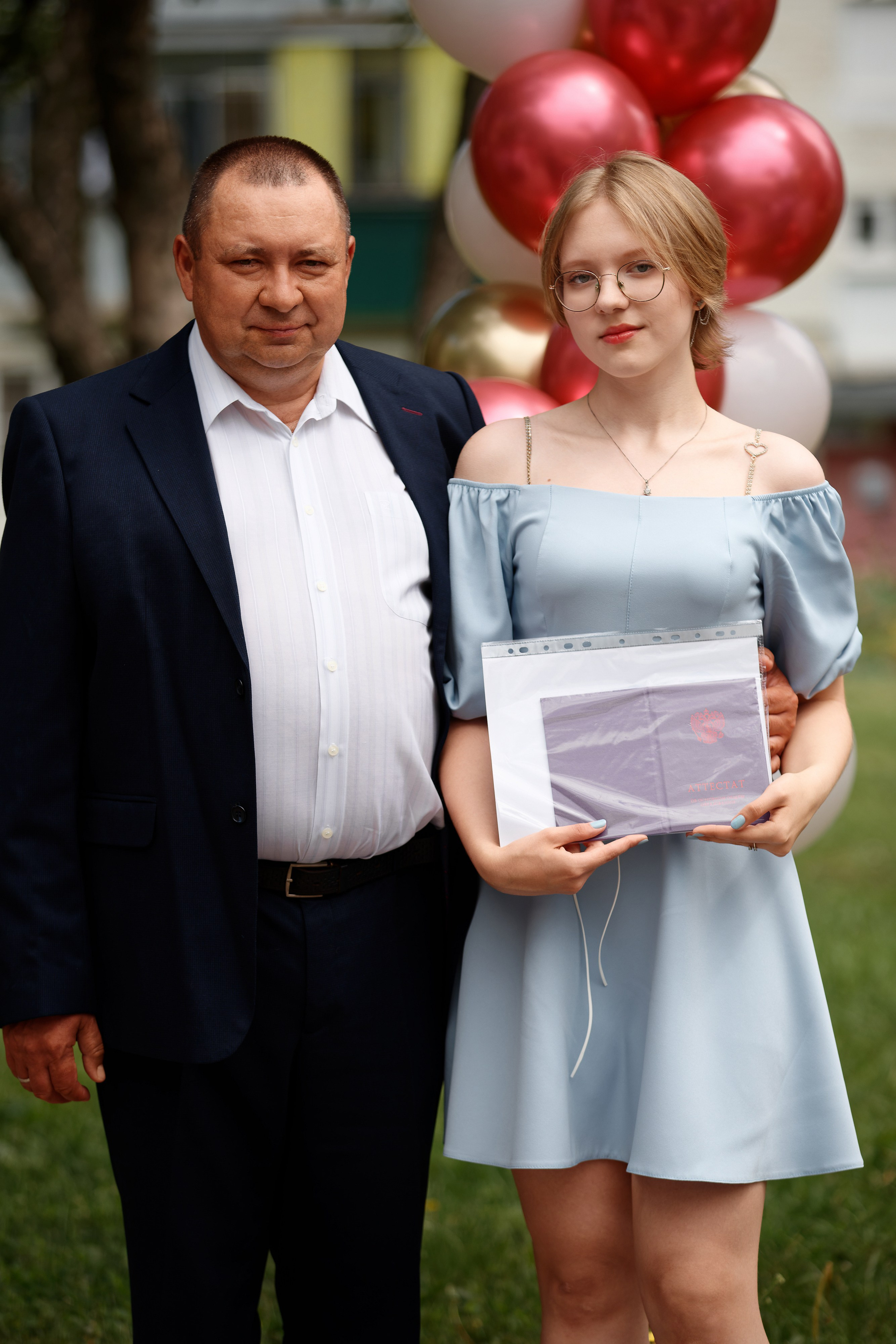 Вручение аттестатов Школа № 57. Семейный фотограф — Макс Белогрудов