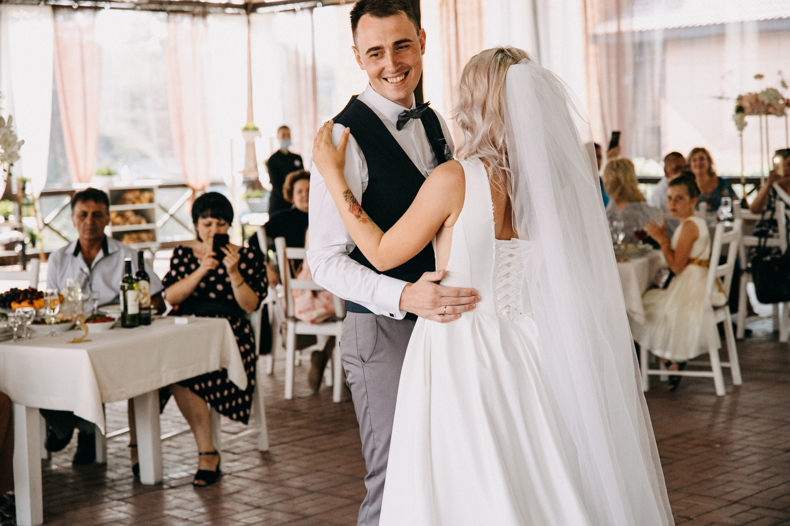 Moment. Свадебный фотограф в Новосибирске Анастасия Бантик