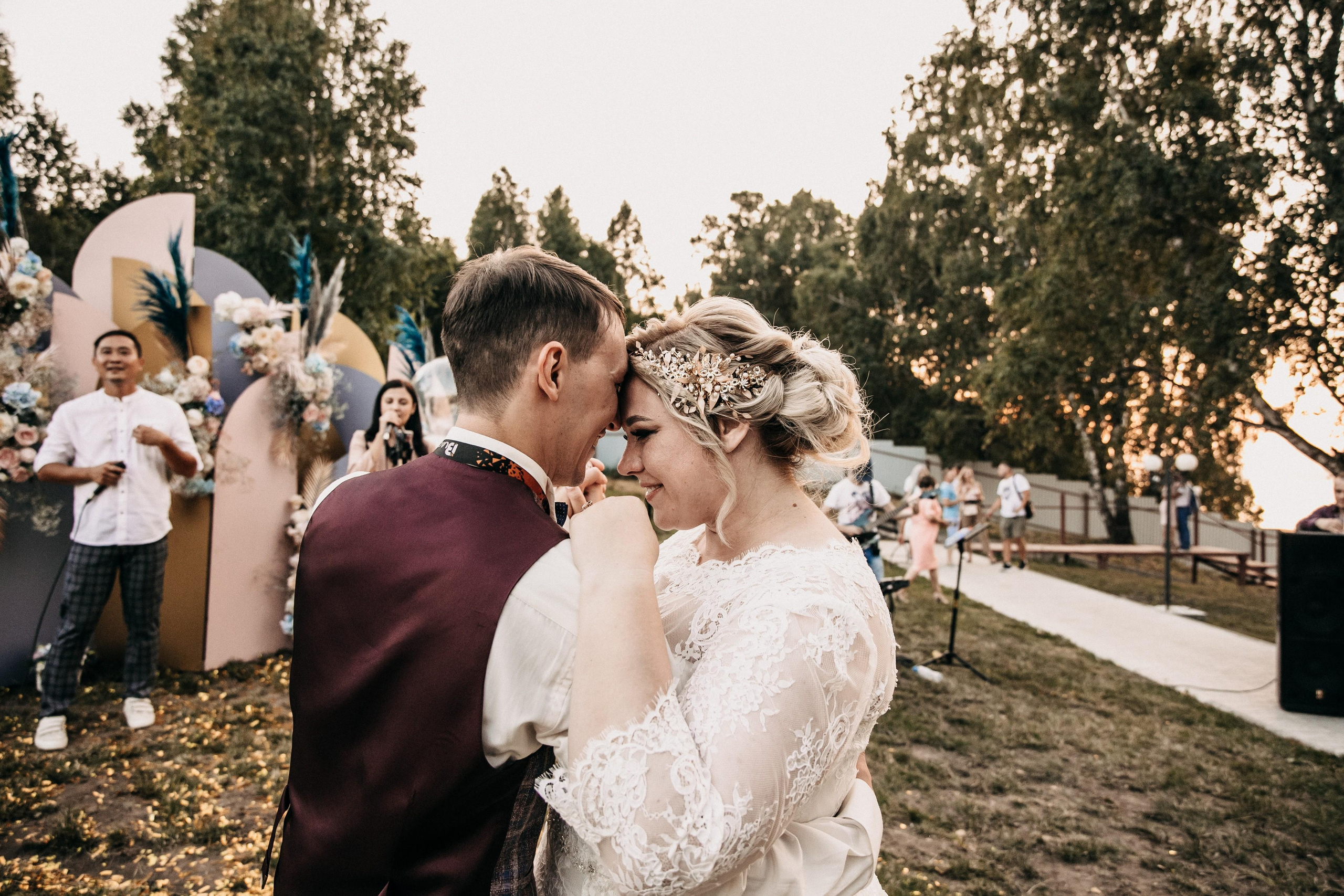 Видели ночь, гуляли всю ноооочь до утраааа. Свадебный фотограф в Новосибирске Анастасия Бантик