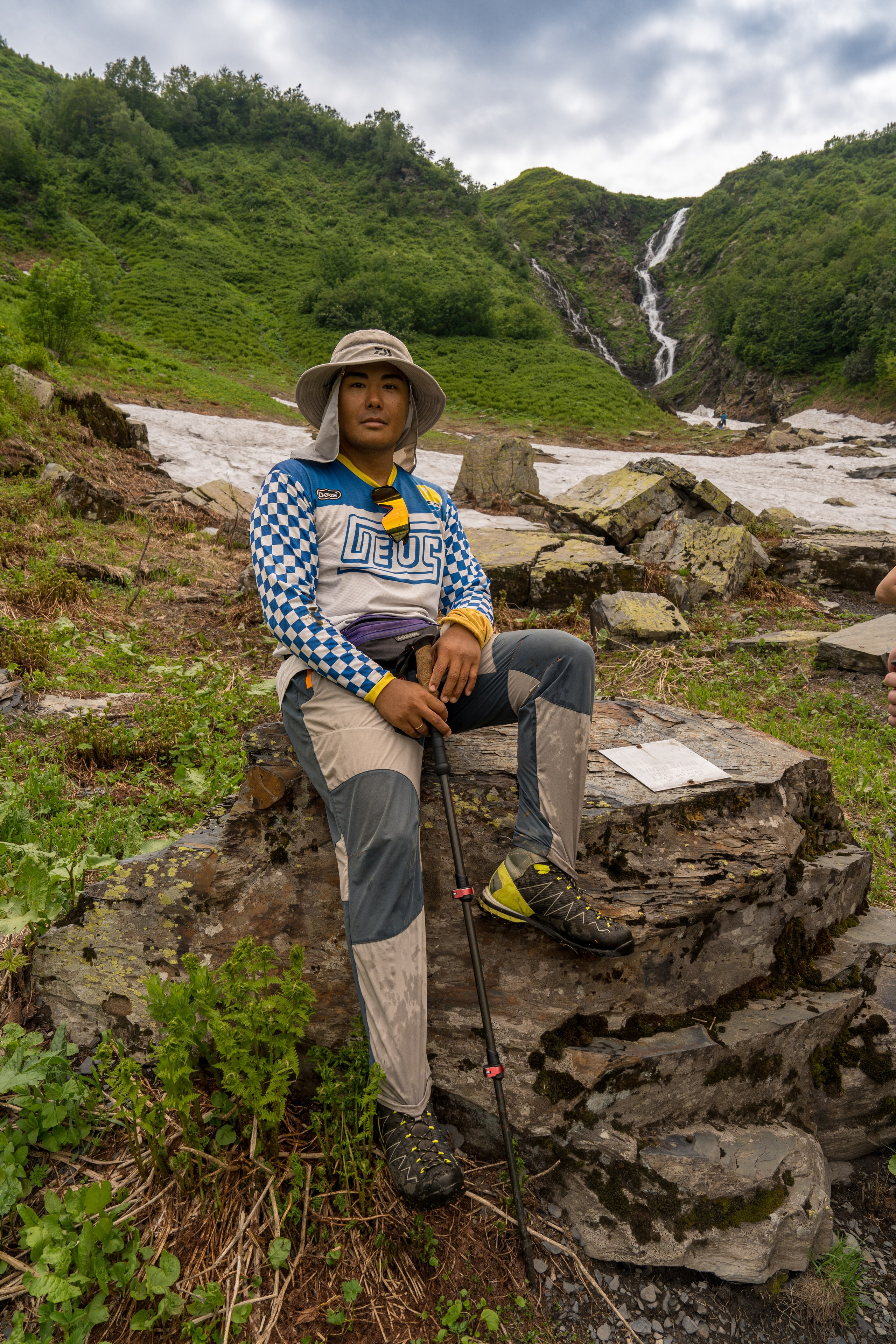 MICE мероприятие для компании «Доставка морем»: хайкинг к Ачипсинским водопадам. Репортажный фотограф в Красной Поляне и Сочи Павлюченко Екатерина