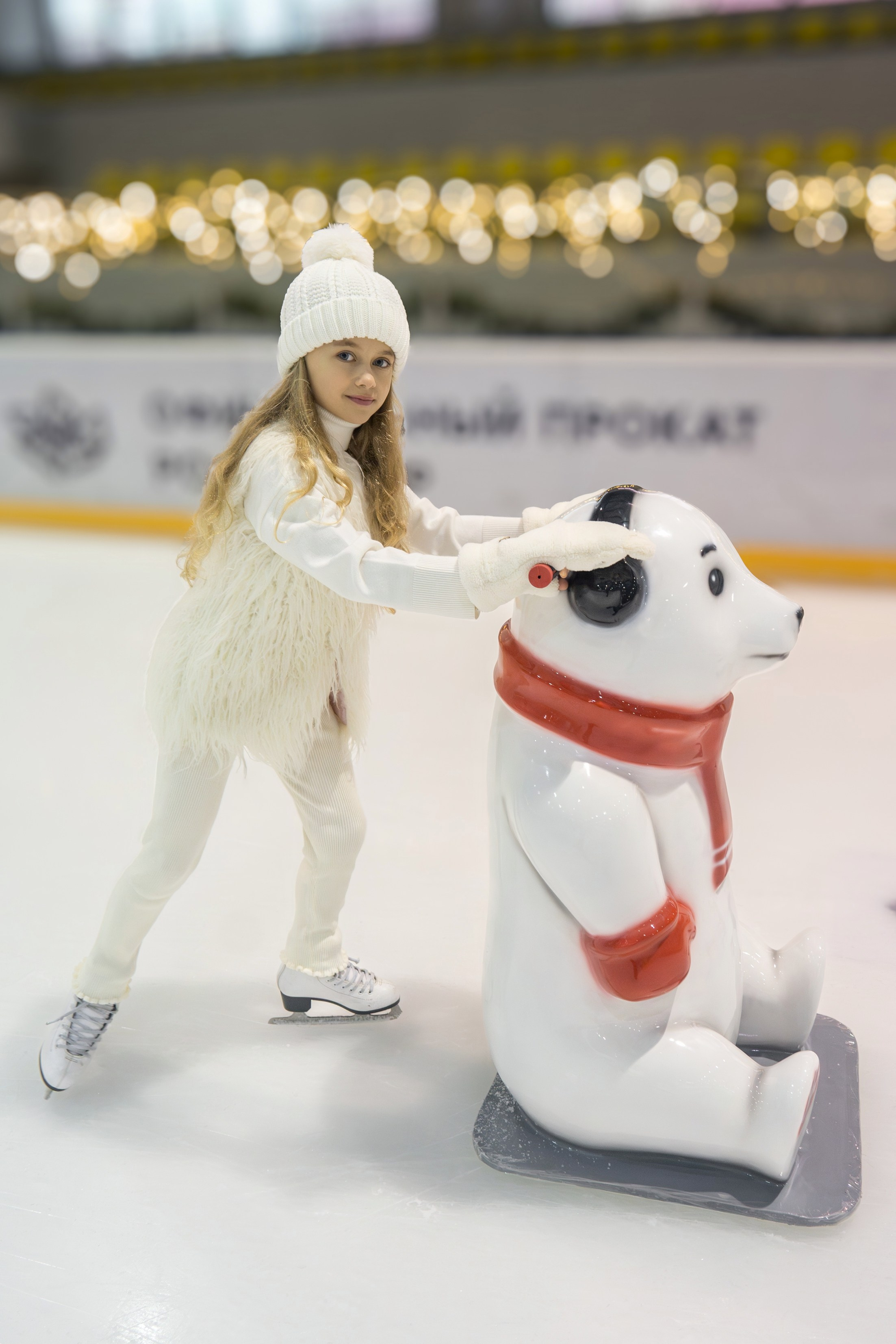 Контент съемка на катке для курорта Роза Хутор. Репортажный фотограф в Красной Поляне и Сочи Павлюченко Екатерина