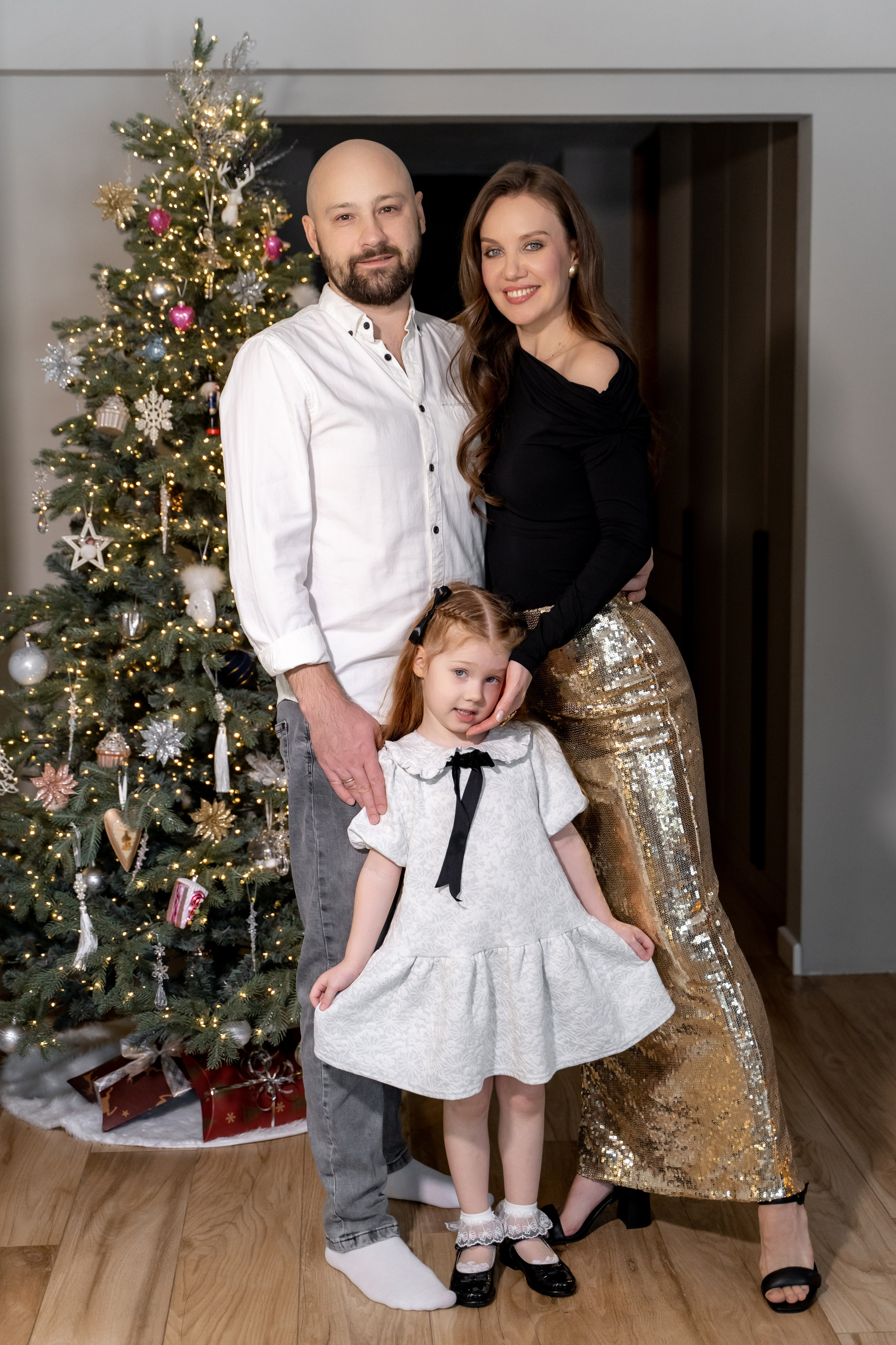 Домашняя семейная фотосессия в Москве, Домодедово, Видное, Бутово, Щербинка. Семейный фотограф Москва и Московская область. Семейная фотосессия на природе. Фотосессия детского праздника. Фотосессия юбилея. Фотосессия в день рождения. Фотограф на годик ребенку. Детский фотограф. Фоторепортаж семейного праздника. Детский фотограф Москва.