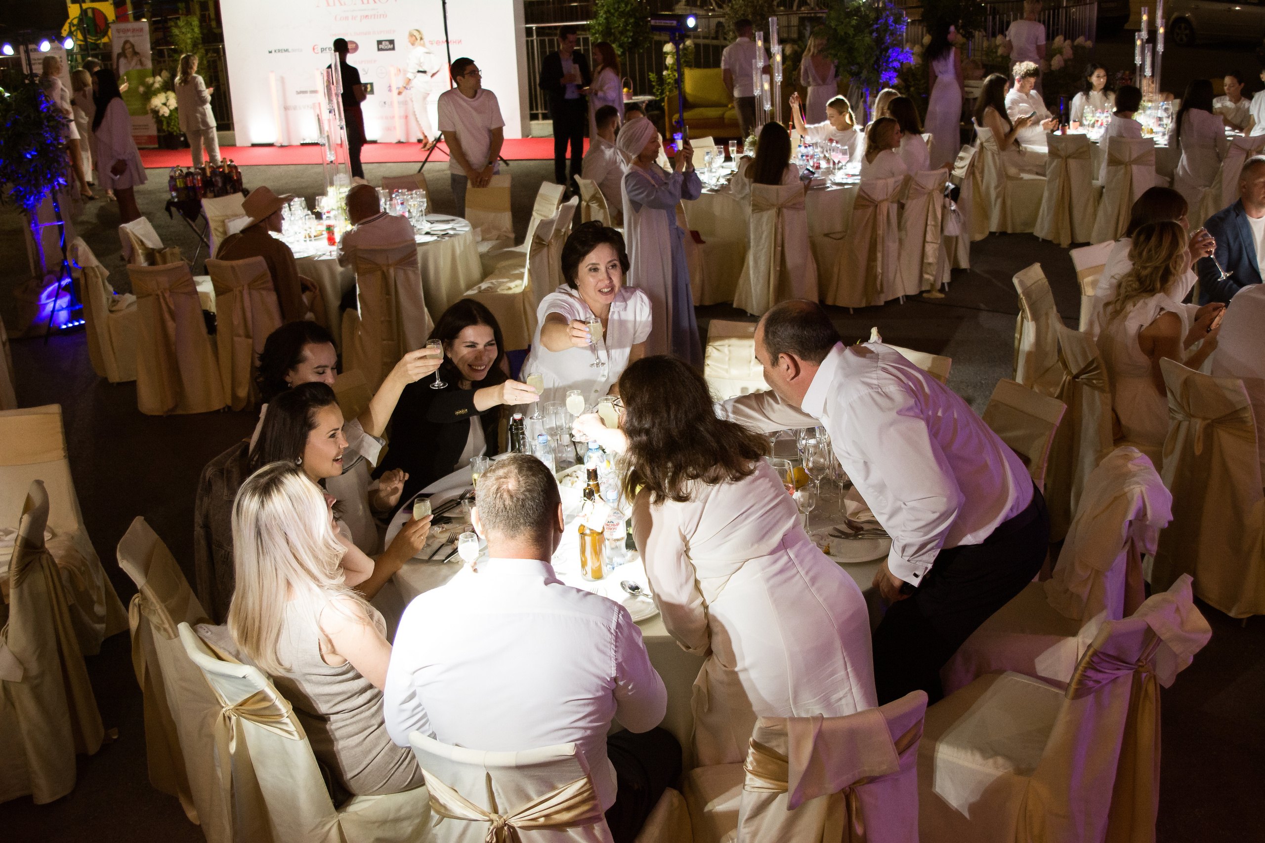 Репортажный фотограф на юбилей корпоратив, мероприятия в Уфе. Свадебный фотограф Тимур Хабибуллин