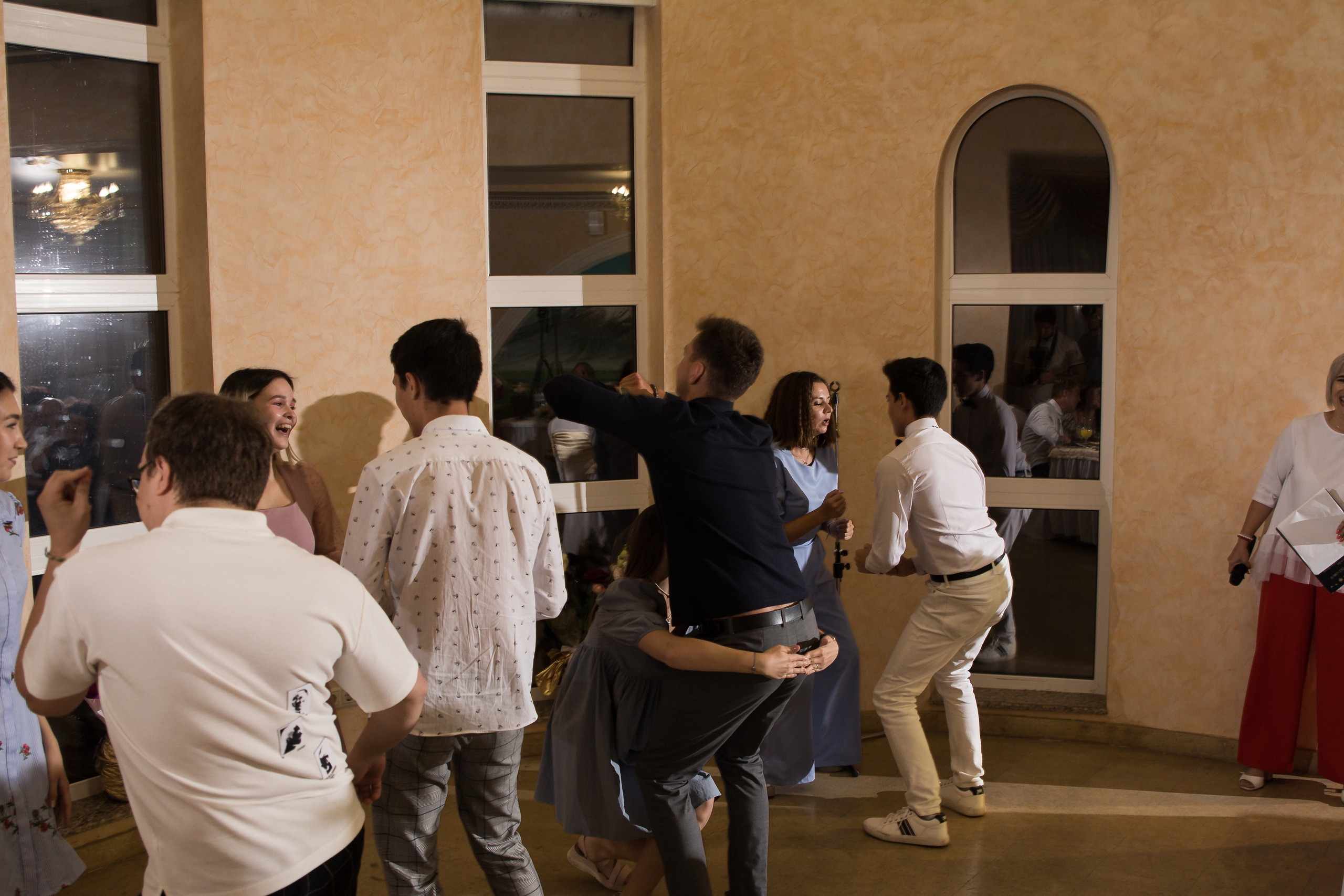 Репортажный фотограф на юбилей корпоратив, мероприятия в Уфе. Свадебный фотограф Тимур Хабибуллин