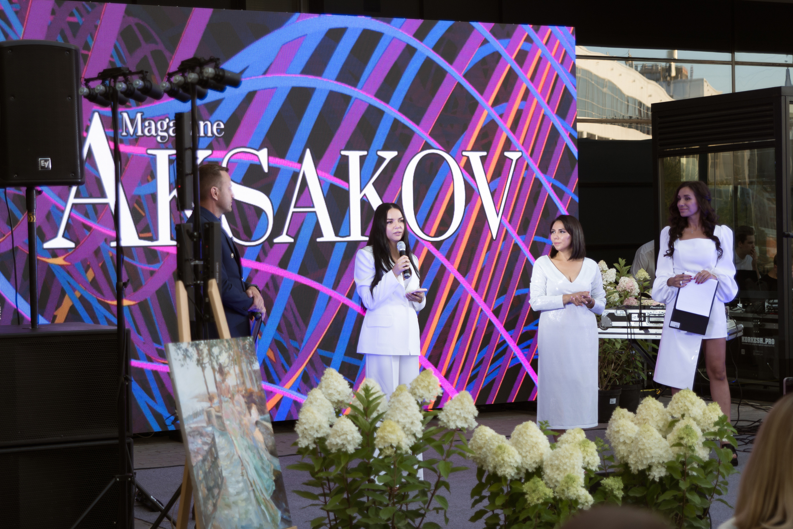 репортажный фотограф Тимур Хабибуллин Уфа - Итальянский вечер журнала Аксаков во дворе  отеля Hilton Ufa 