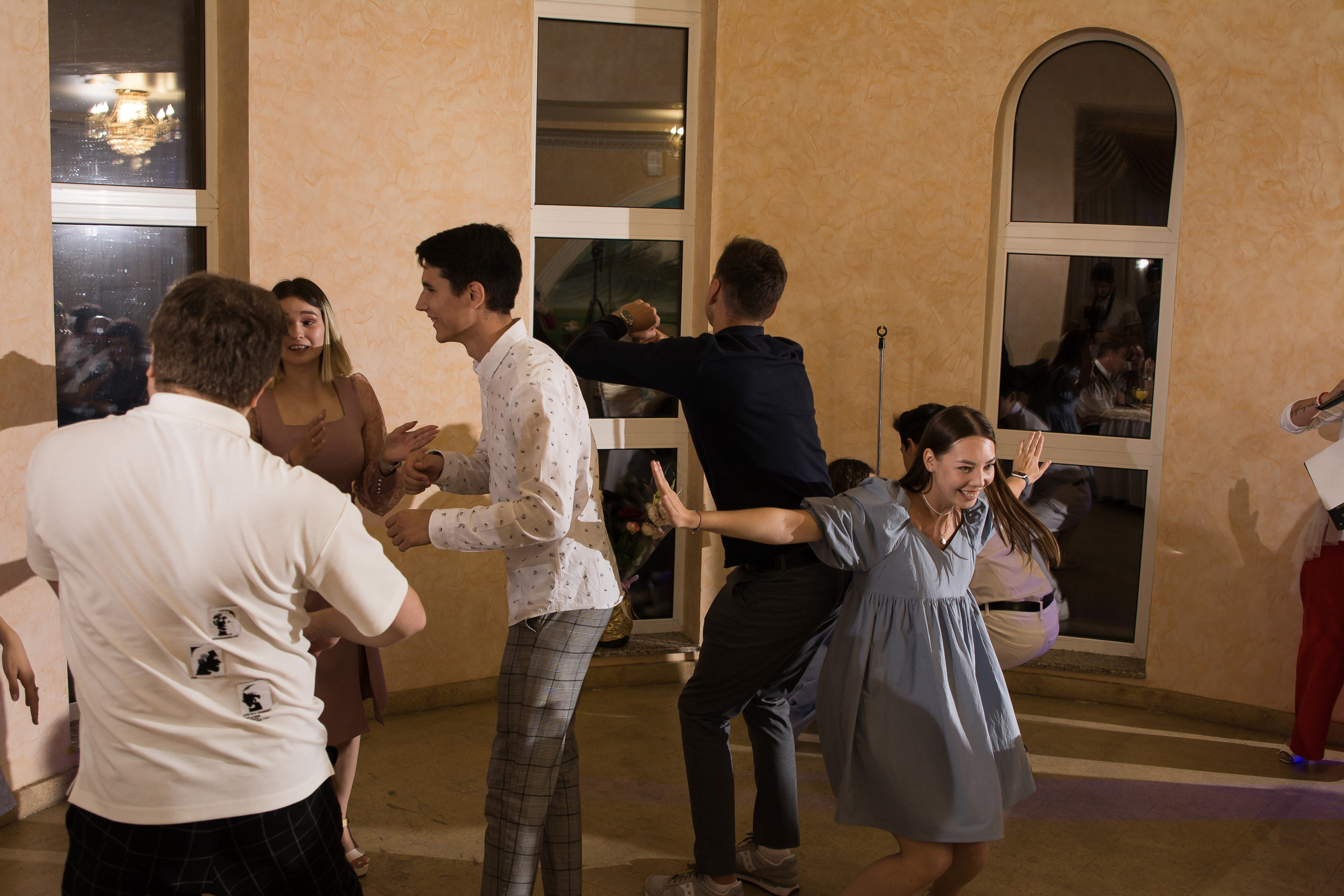 Репортажный фотограф на юбилей корпоратив, мероприятия в Уфе. Свадебный фотограф Тимур Хабибуллин