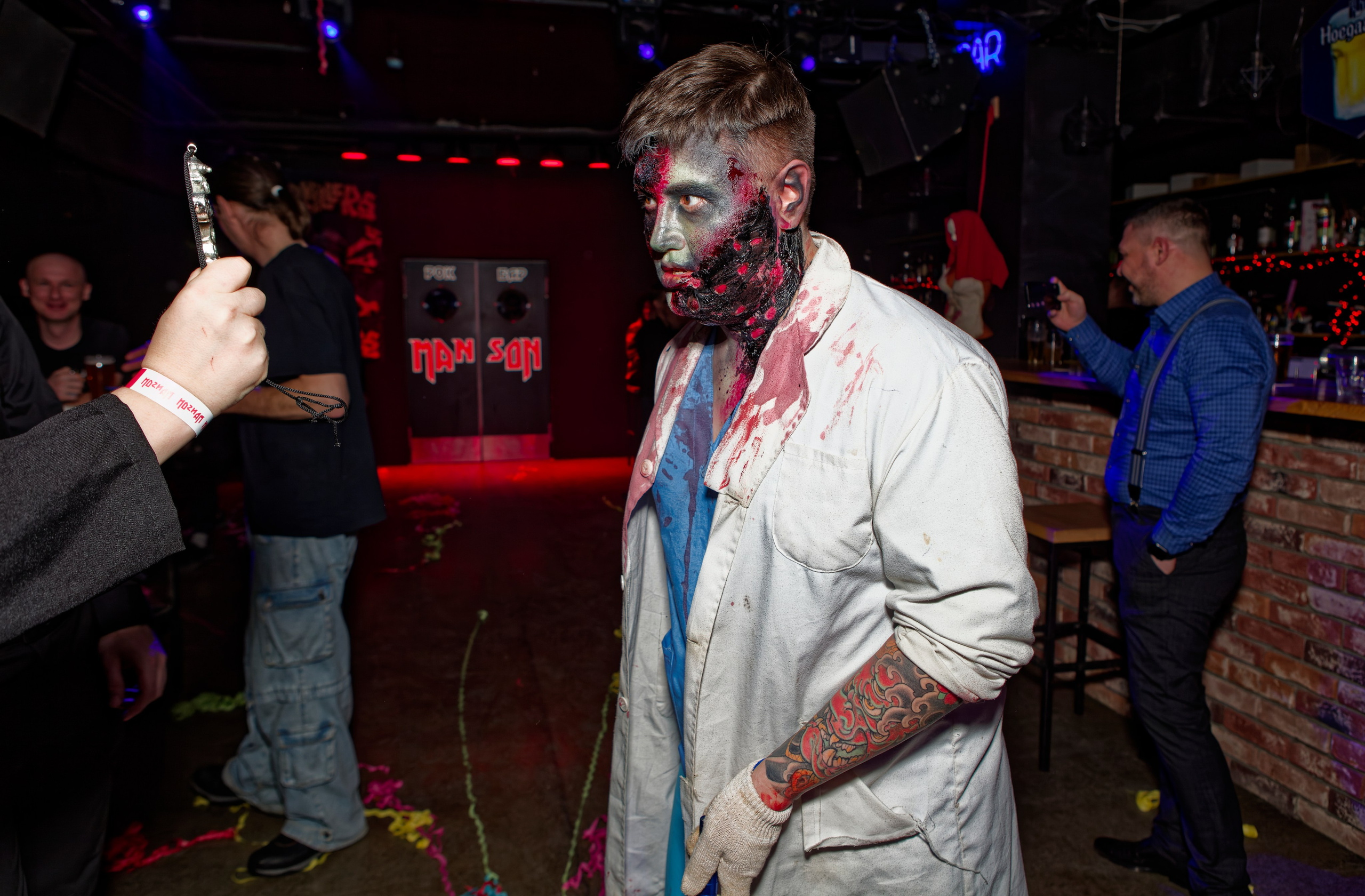 «Страшная вечеринка». Кутузов Евгений Фотограф в Южно-Сахалинске