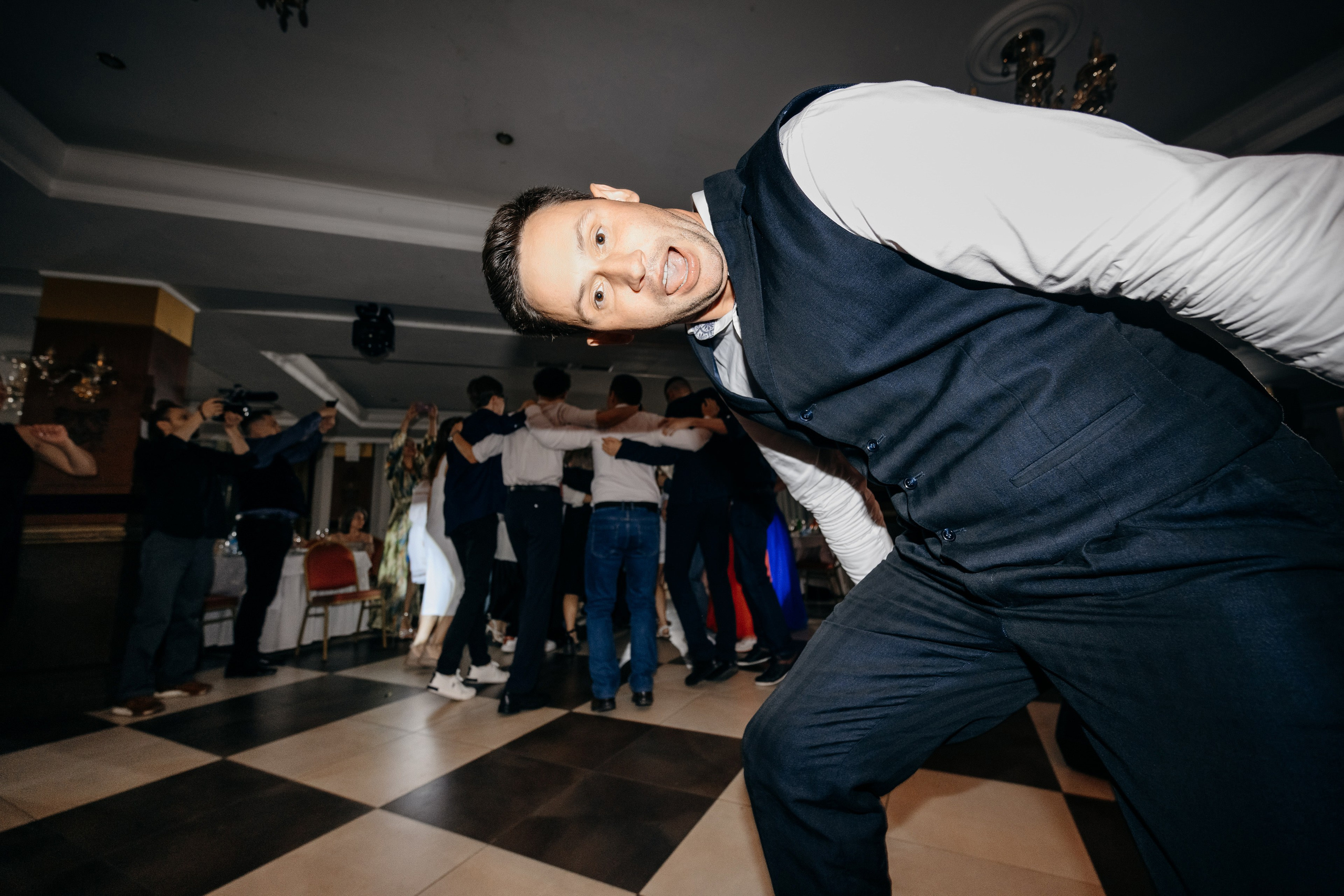 Гимназия № 3. Свадебный фотограф в Красноярске