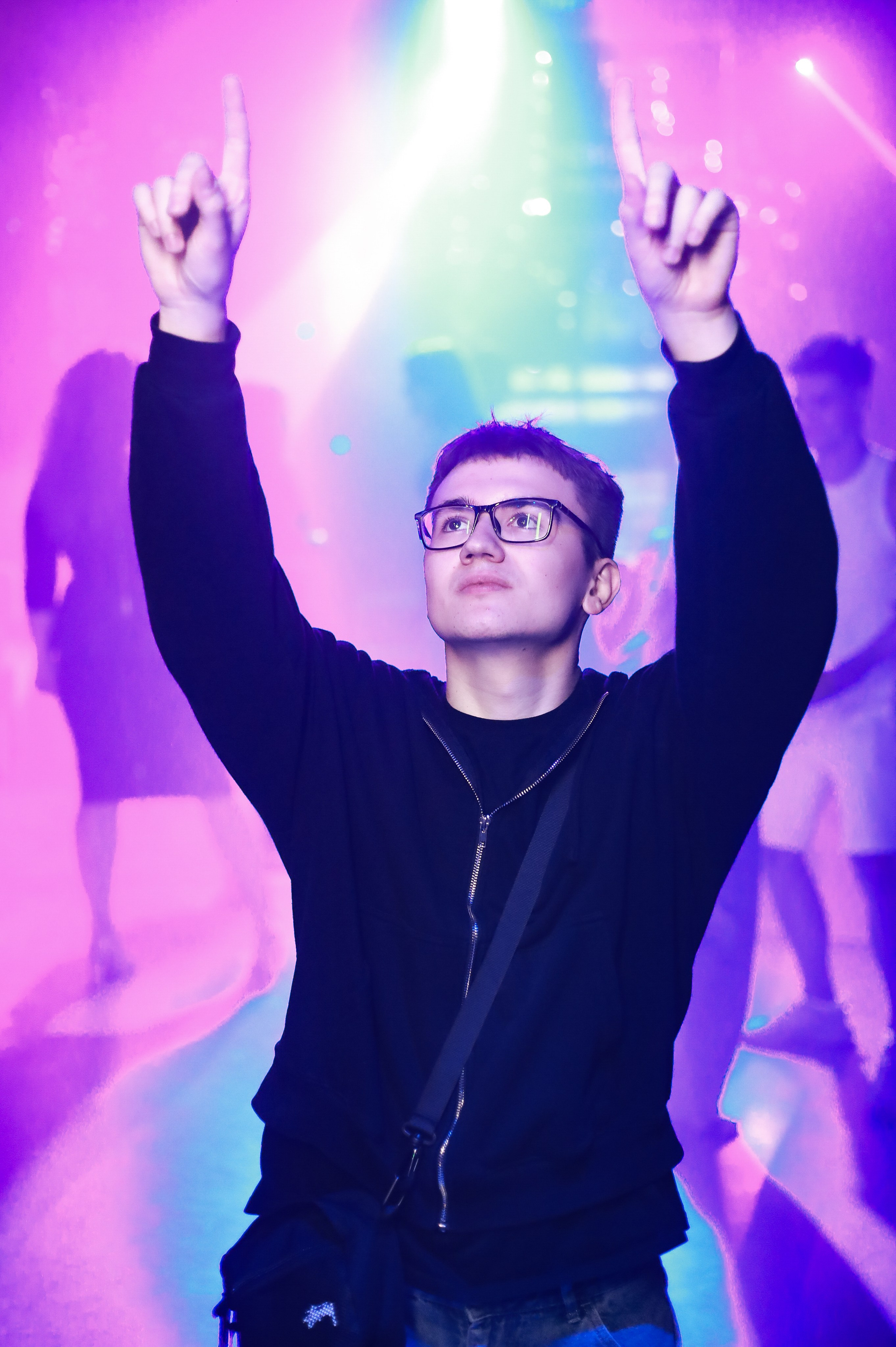 Клуб Резиденция лучшее. Контакты