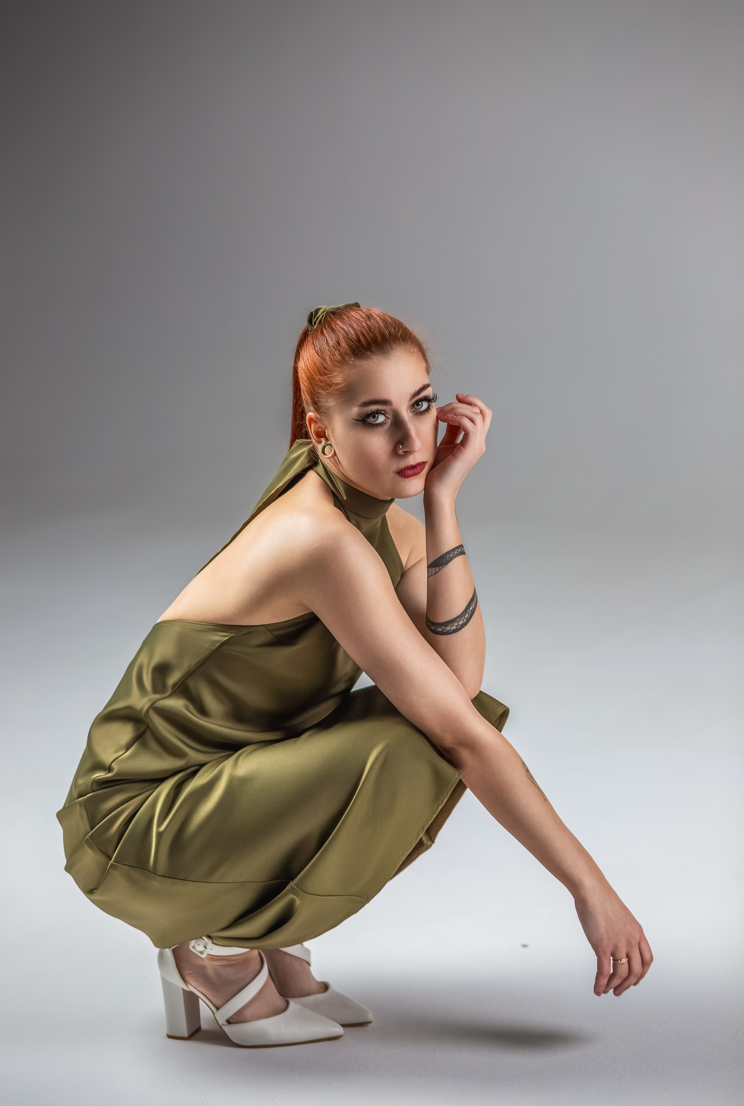 Зеленое платье. Вера Соколова фотограф Воронеж