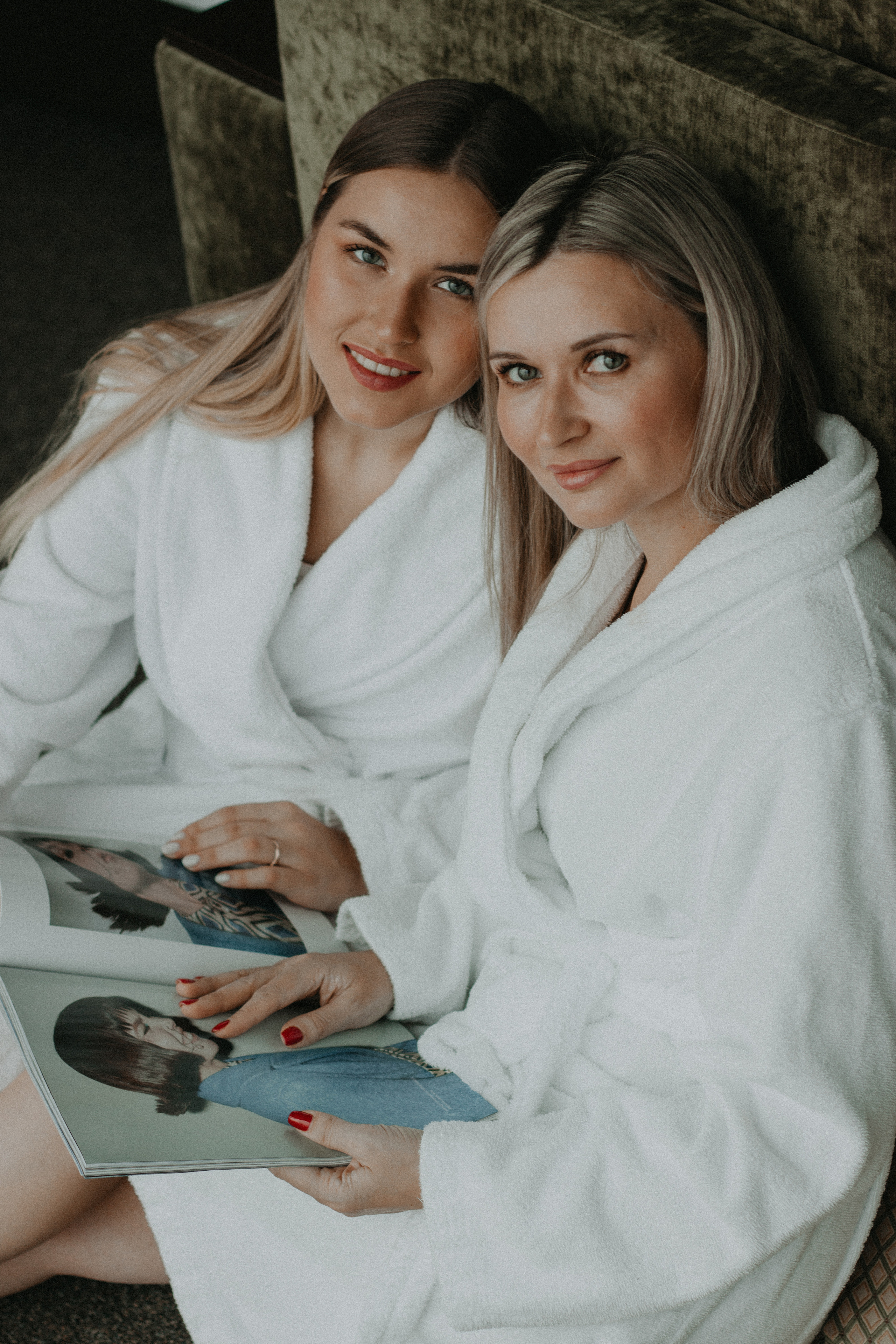 Мама & дочка, утро в отеле. Семейный фотограф в Екатеринбурге Валерия Федотова