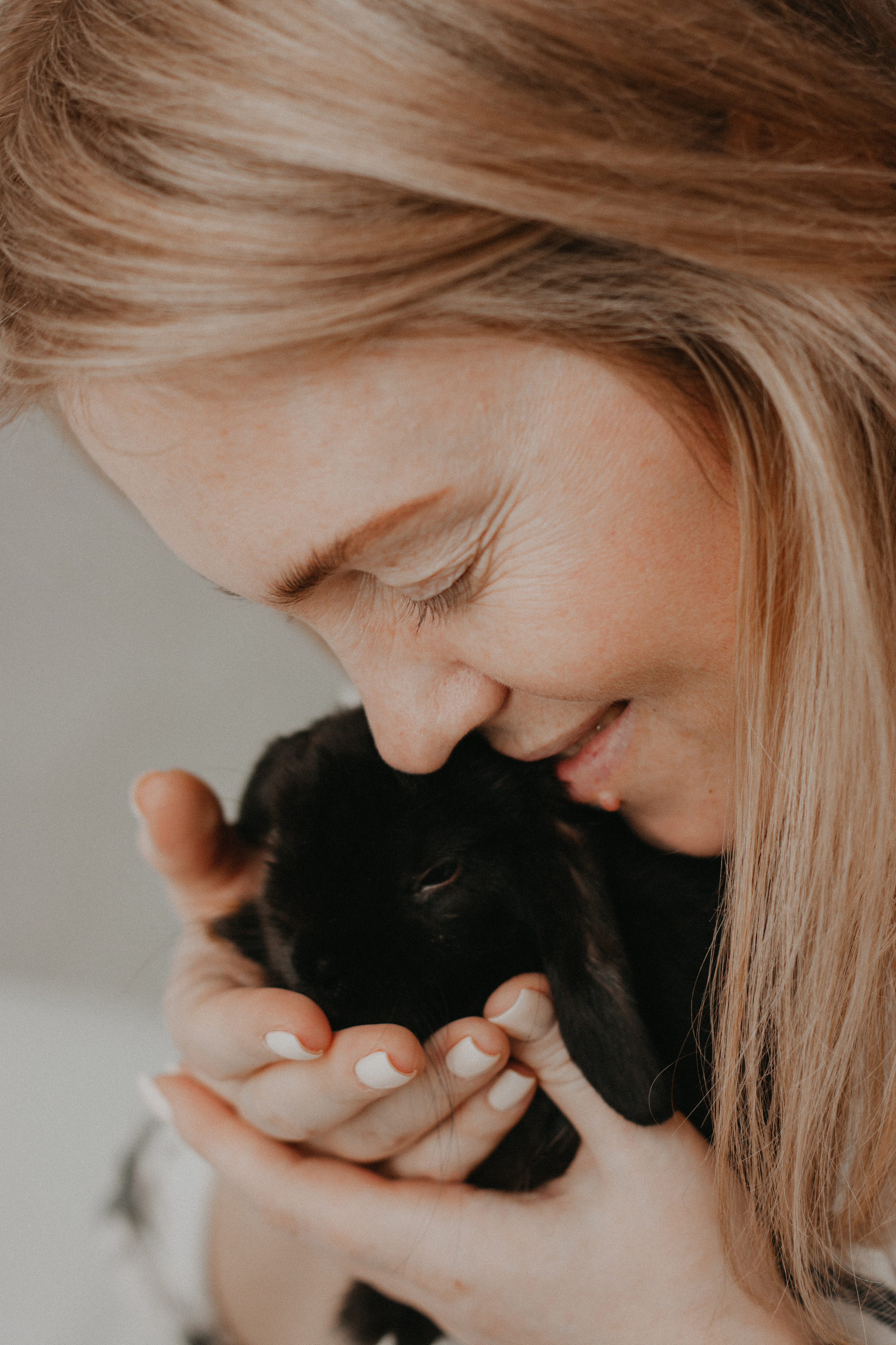 Алина и заяц. Семейный фотограф в Екатеринбурге Валерия Федотова