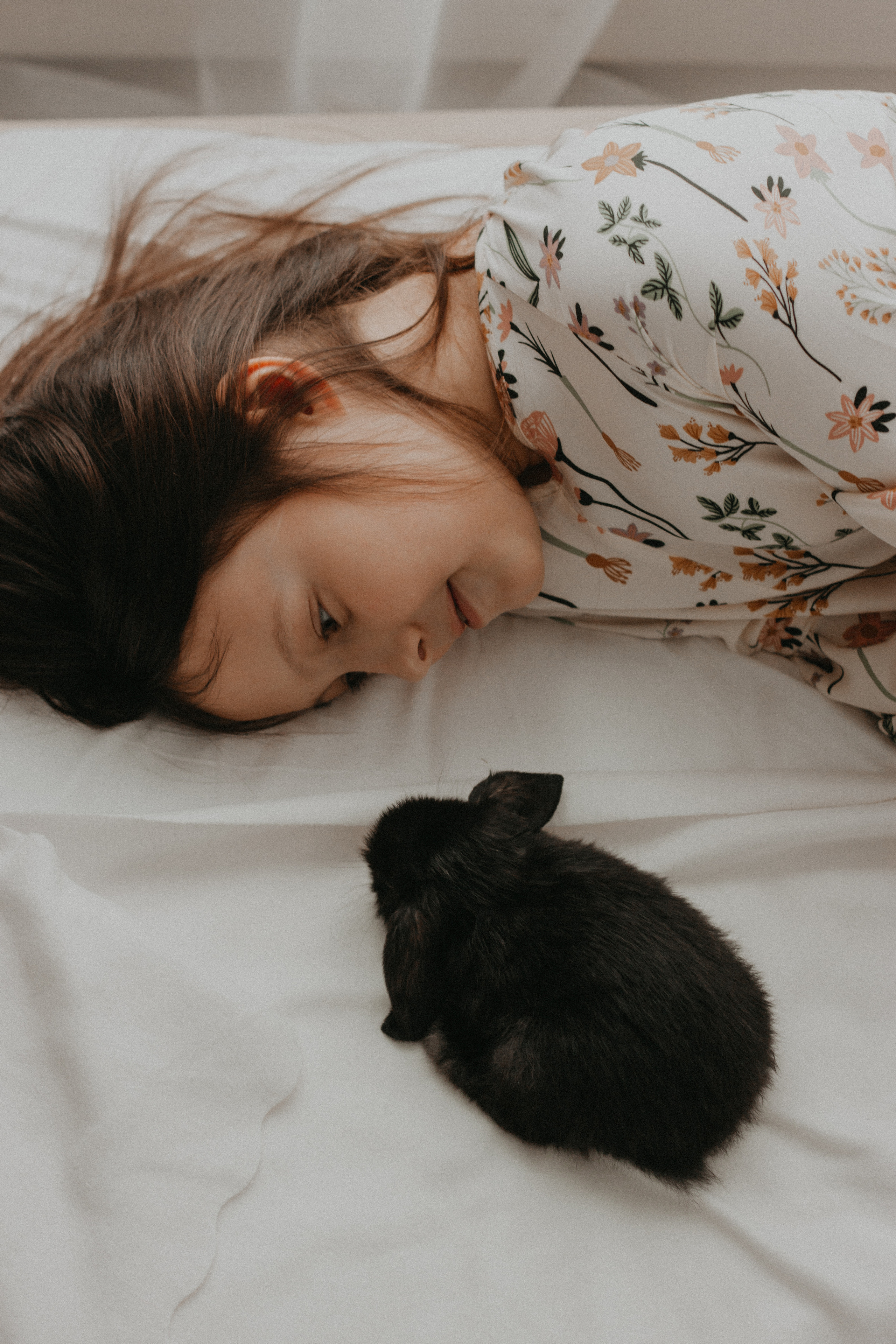 Алина и заяц. Семейный фотограф в Екатеринбурге Валерия Федотова