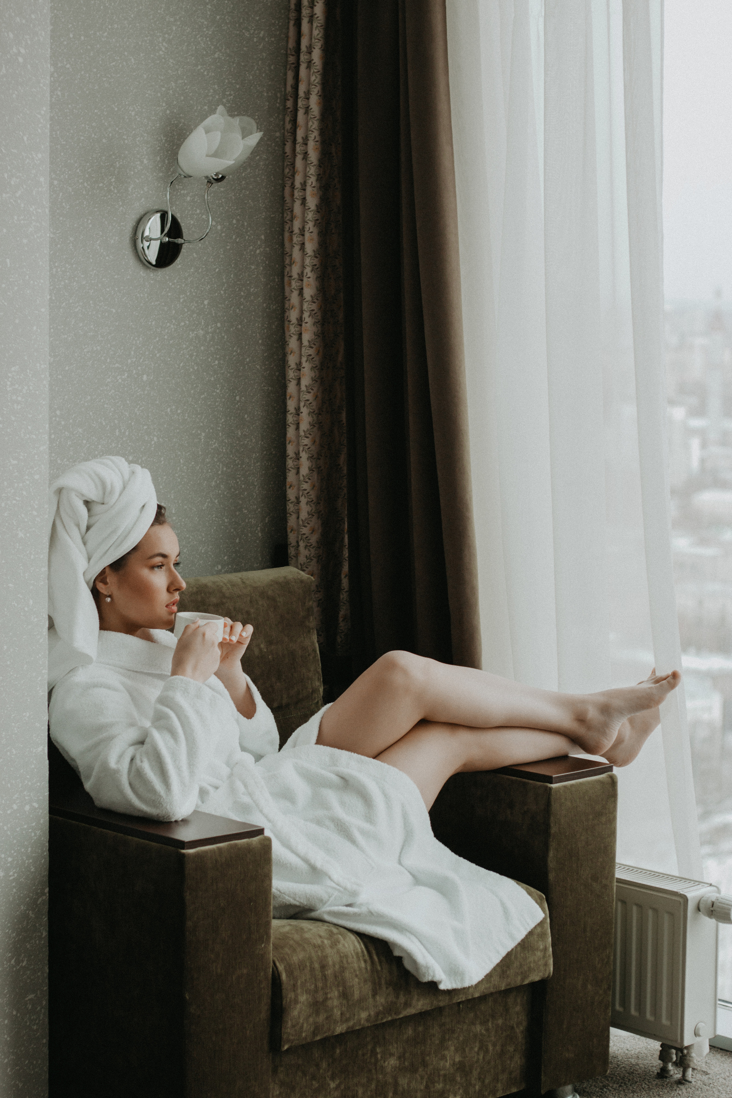 Мама & дочка, утро в отеле. Семейный фотограф в Екатеринбурге Валерия Федотова