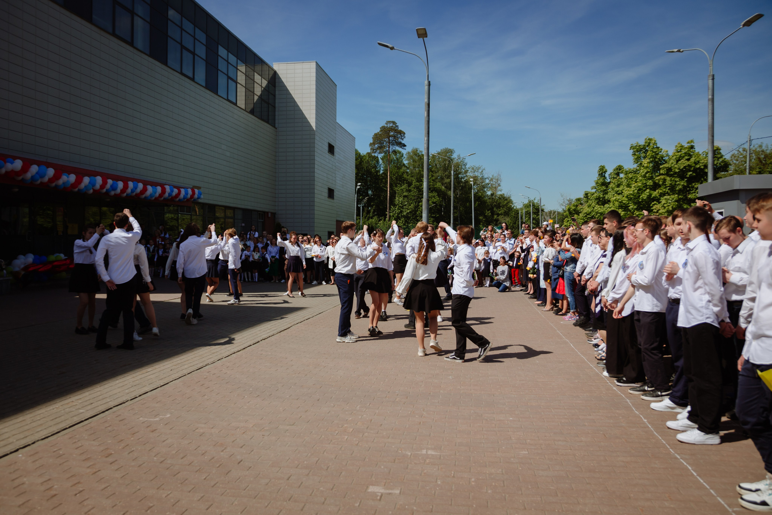Последний звонок 2024 (2 часа фотосъемки). Профессиональный фотограф Надежда Антонова