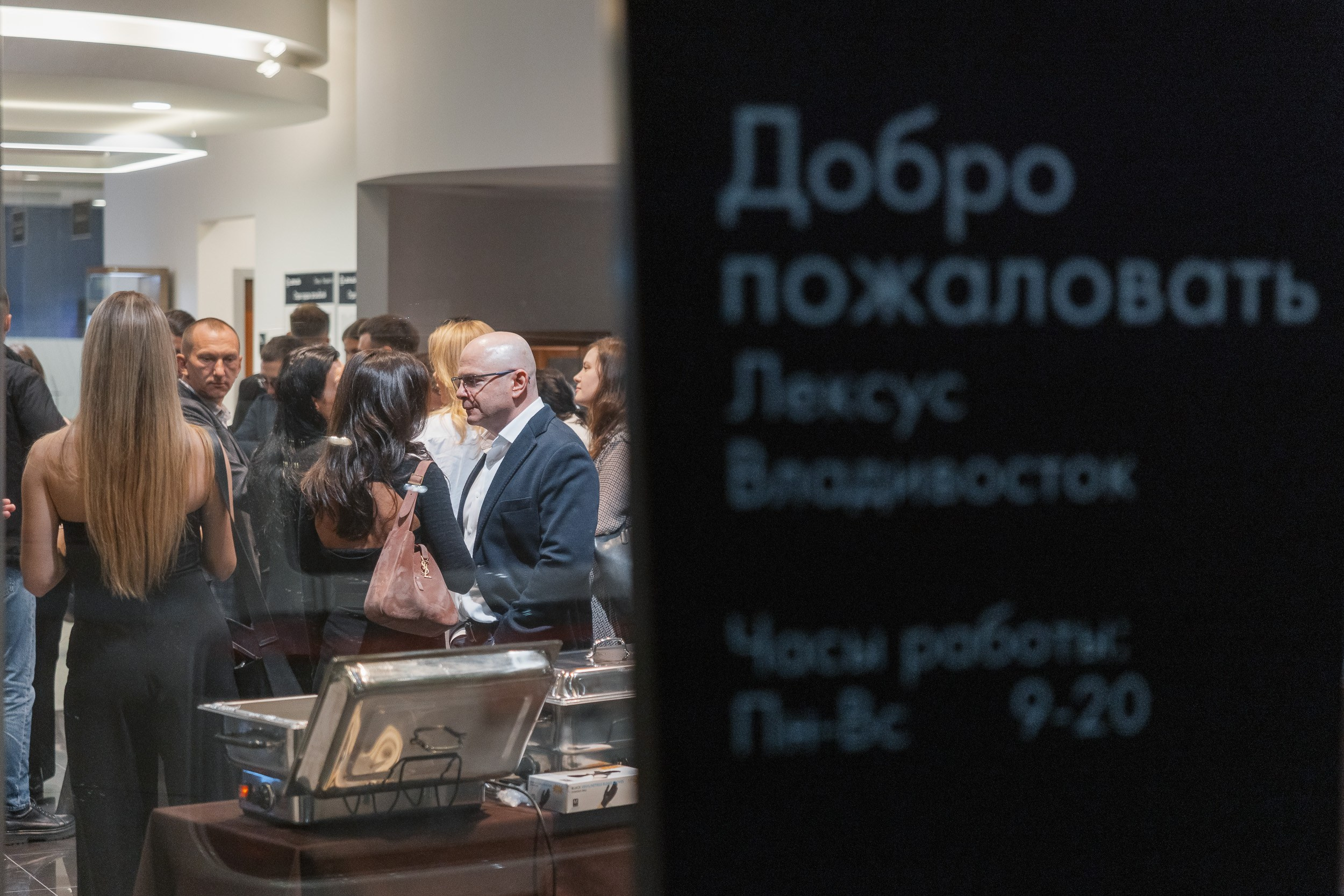 Репортажный, событийный ФОТОГРАФ во Владивостоке Семен Середа