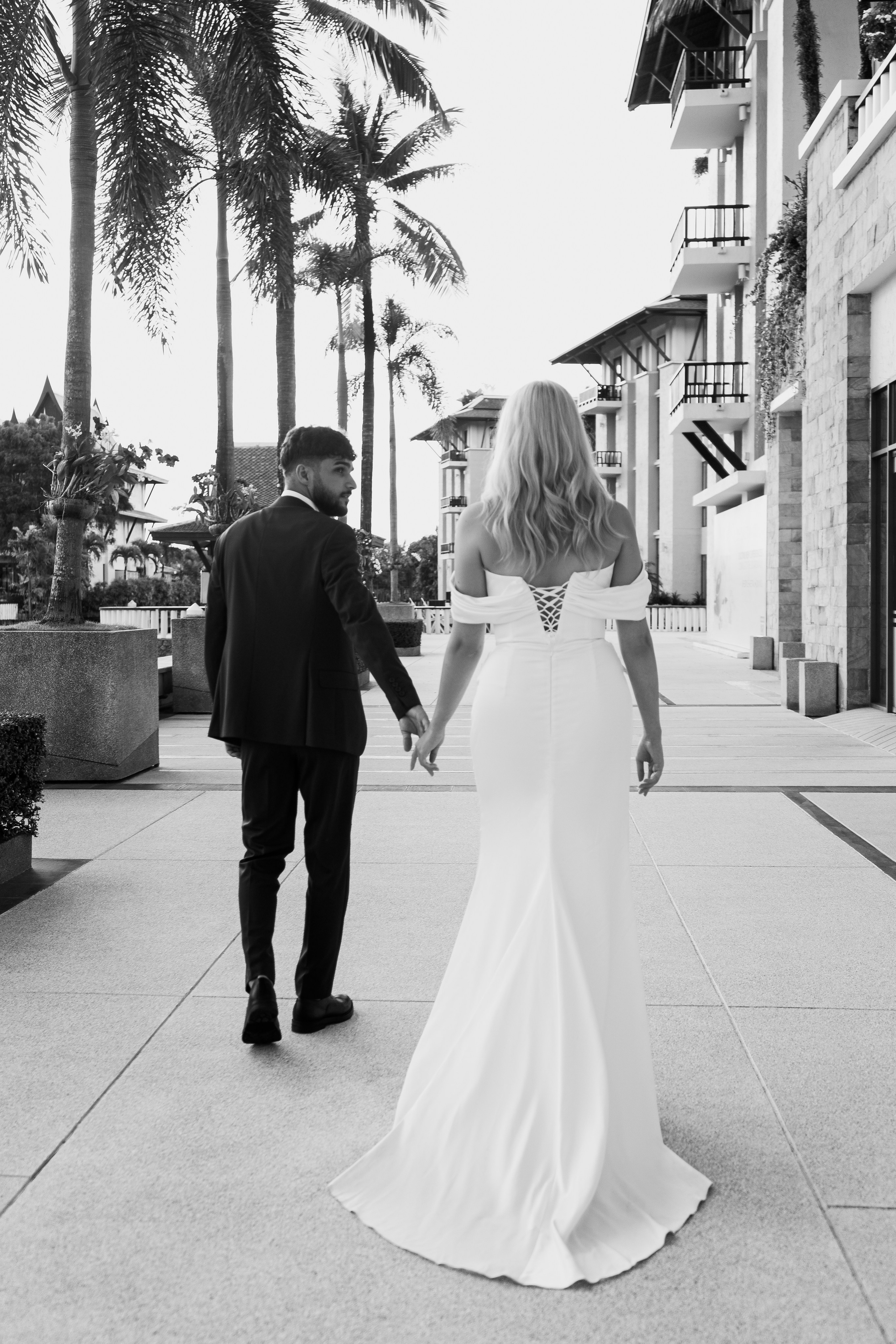 Love Story и Свадебная Фотосъёмка на Пхукете – истории любви в объективе. Ян Долматов — фотограф, видеограф и продюсер на Пхукете, Таиланд