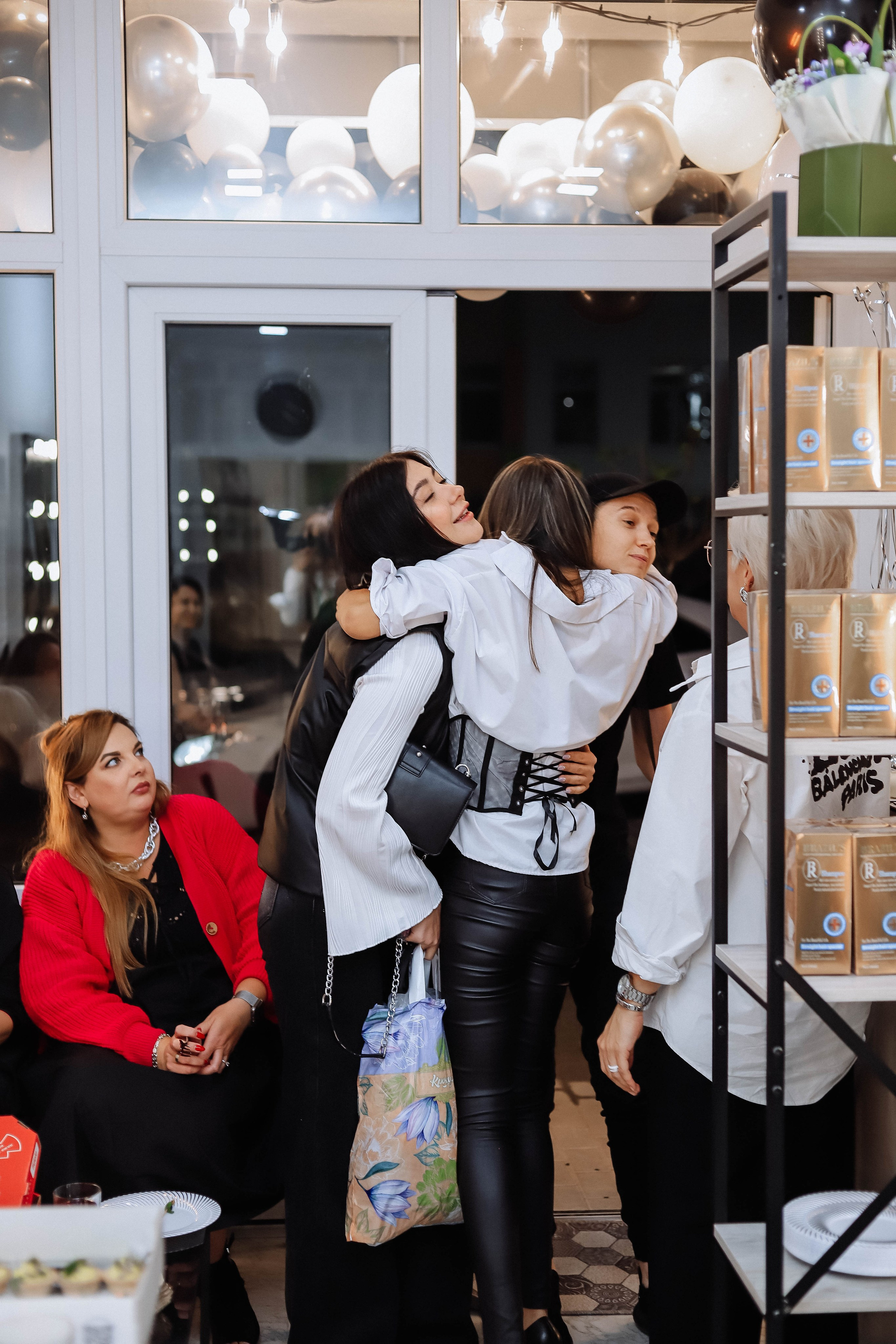 Открытие салона Black&White. Женский/Детский фотограф в Симферополе Вероника Слепогина