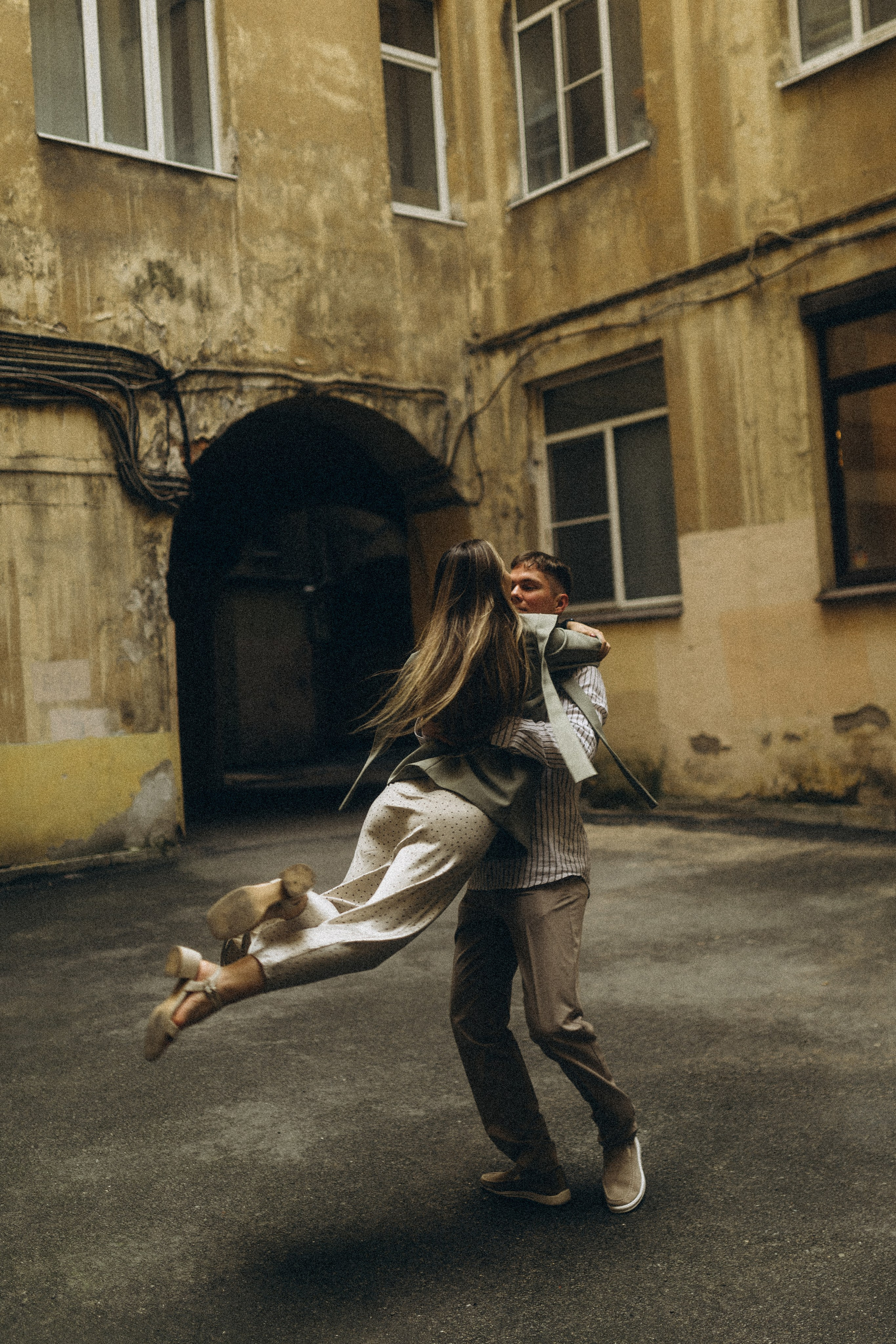 Улицы ждали именно нас. Фотограф в Санкт Петербурге Лара Великова