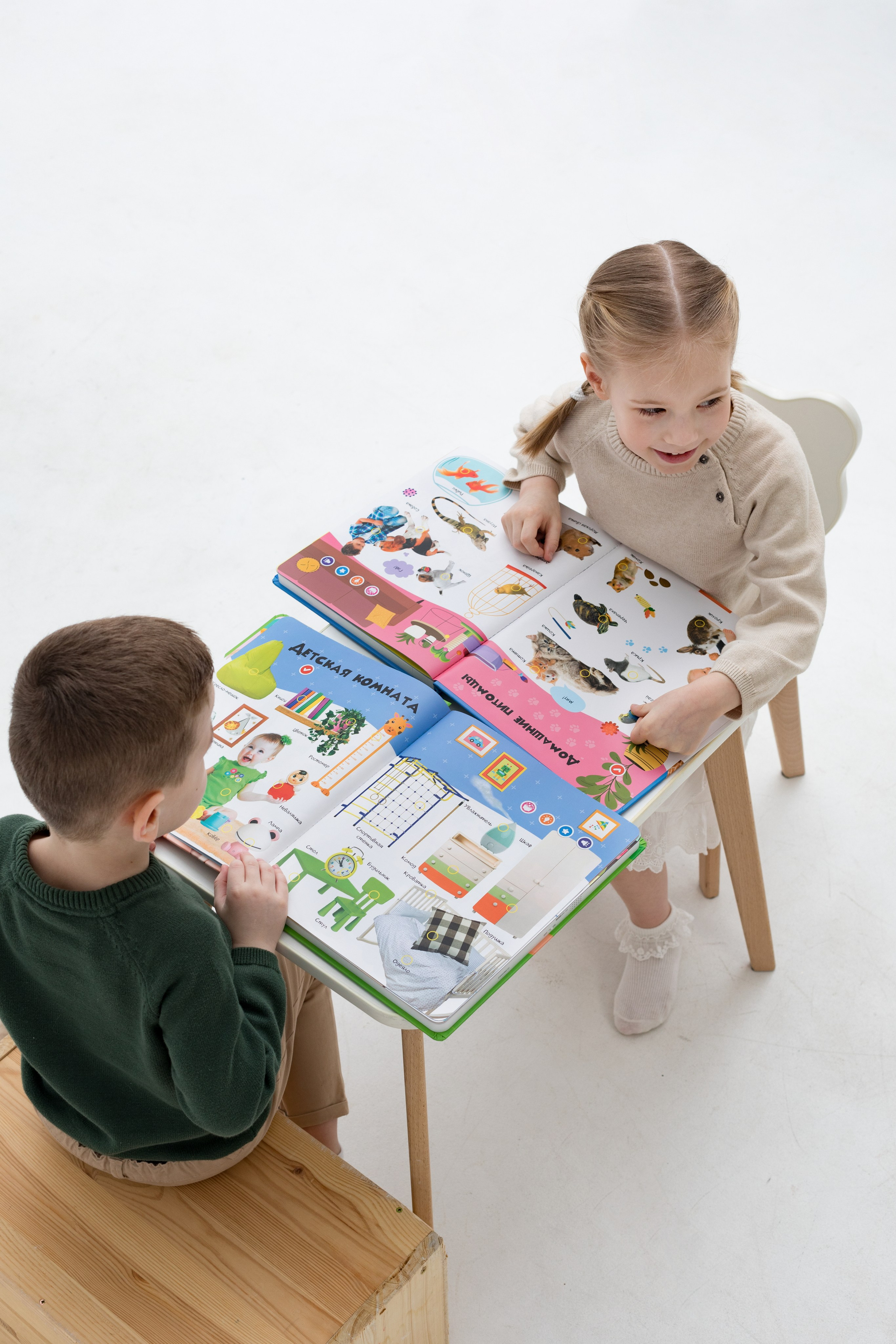 Съемка для детского бренда berttoys. Детский и контент фотограф Надя Волкова Санкт-Петербург