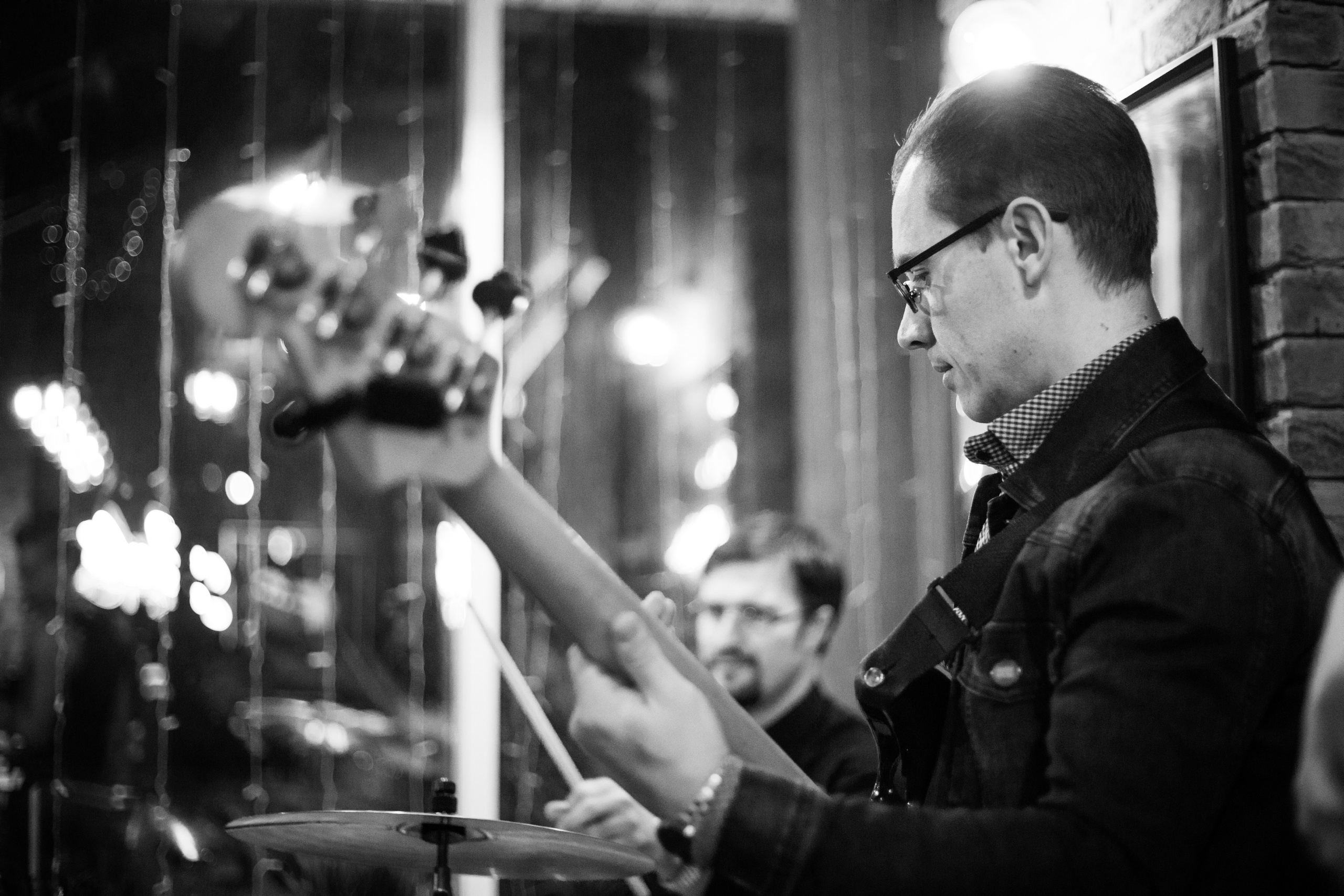 Button Bar — Red Satchel (25.11.2023). Фотограф Вадим Семак