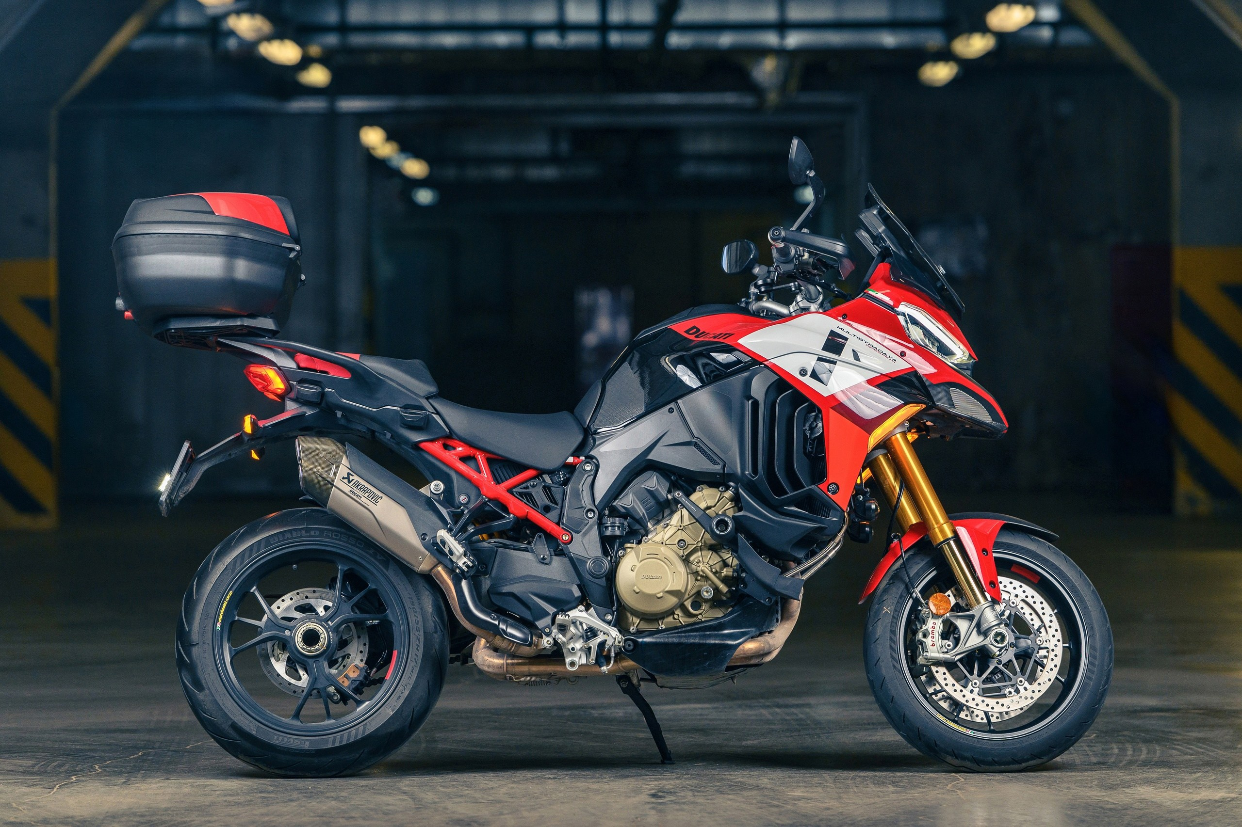 Мотоциклы. Спортивный и женский фотограф и видеограф в Завидово и Конаково Андрей Герасимов