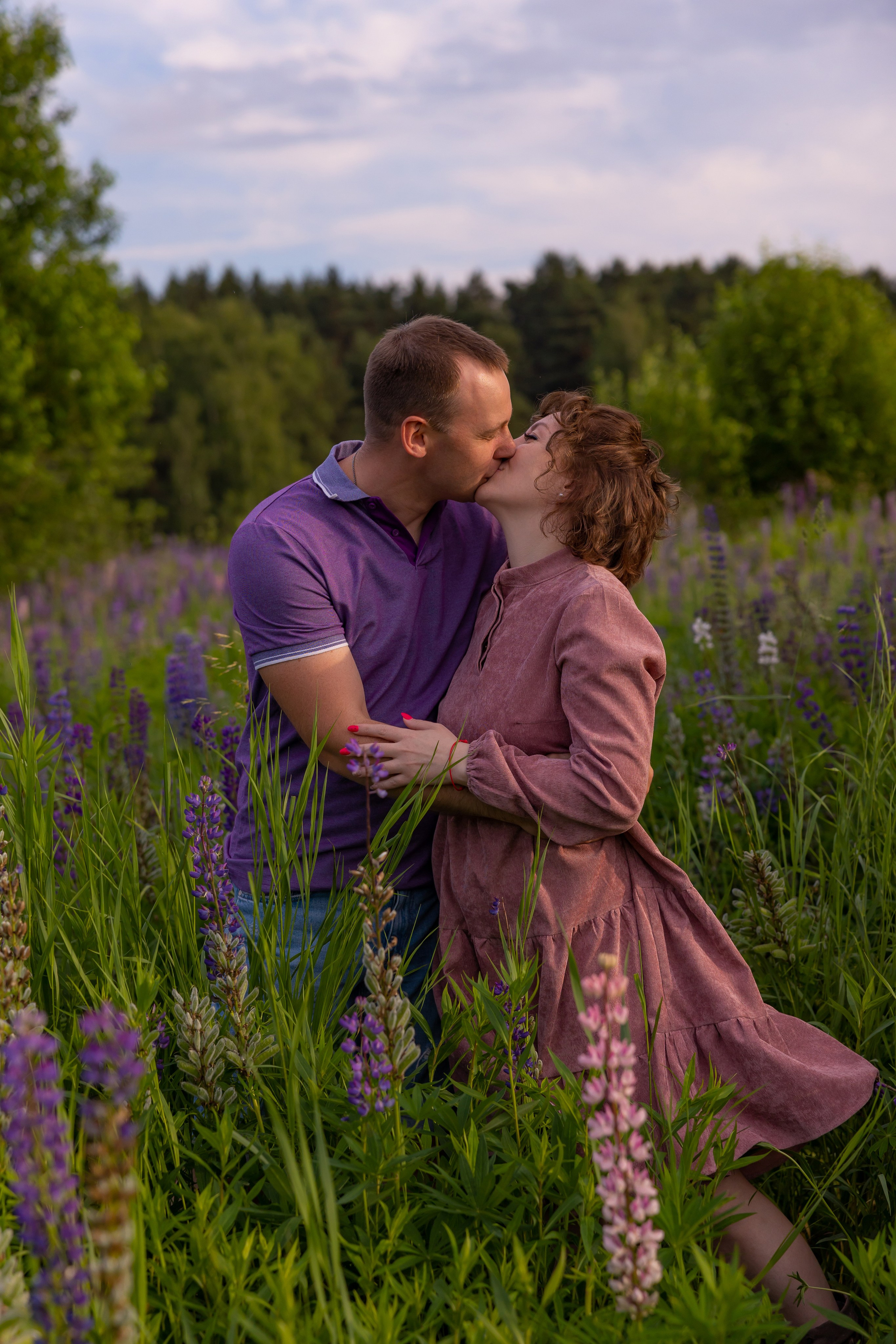 Пикник в люпиновом поле. Сказочный фотограф для Вас и Вашей семьи