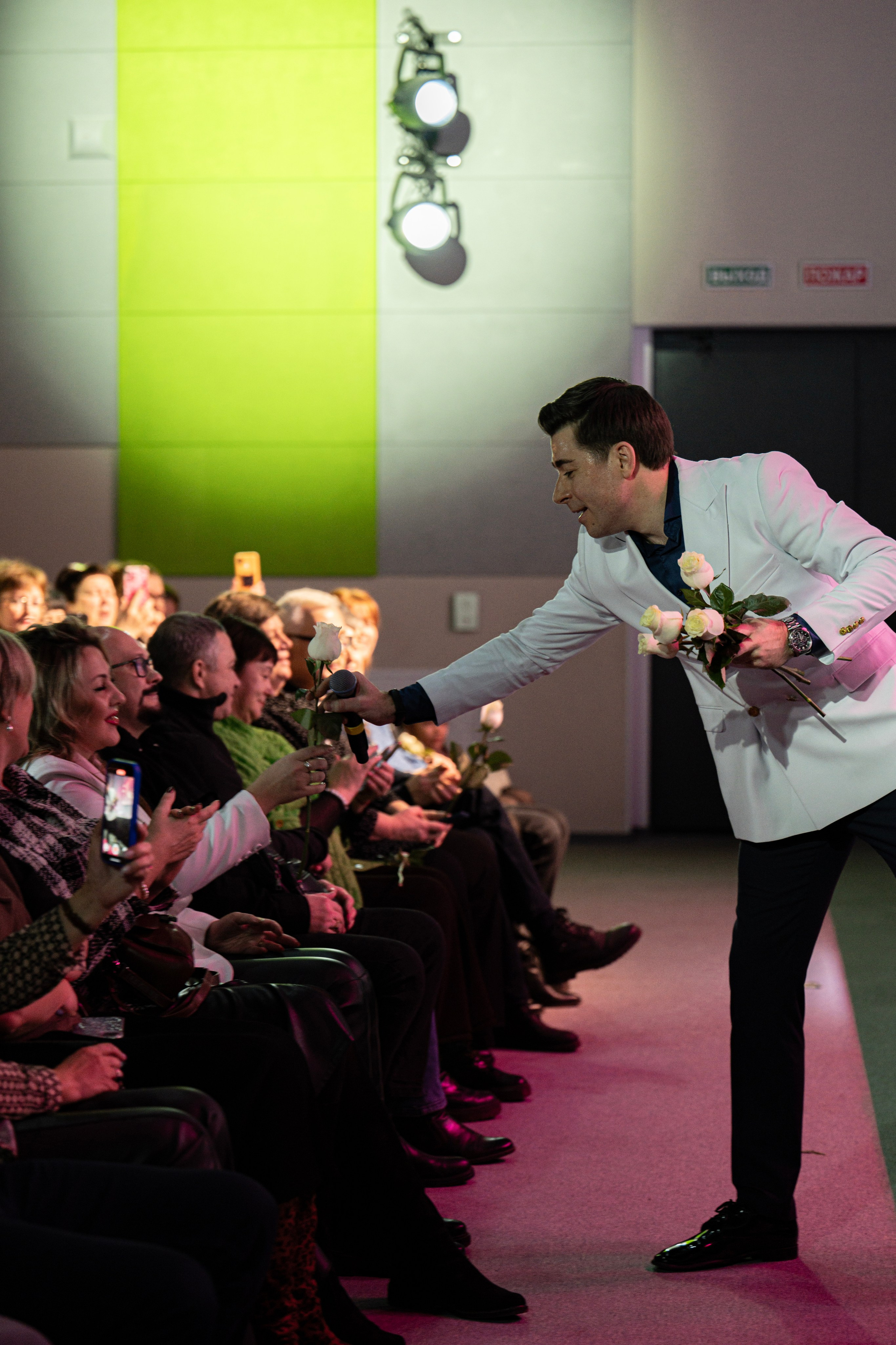 Концерт Владимира Шнитко. Центр культурного развития. г. Зеленодольск. Свадебный фотограф в Казани, и Зеленодольске Радик Мухаметов