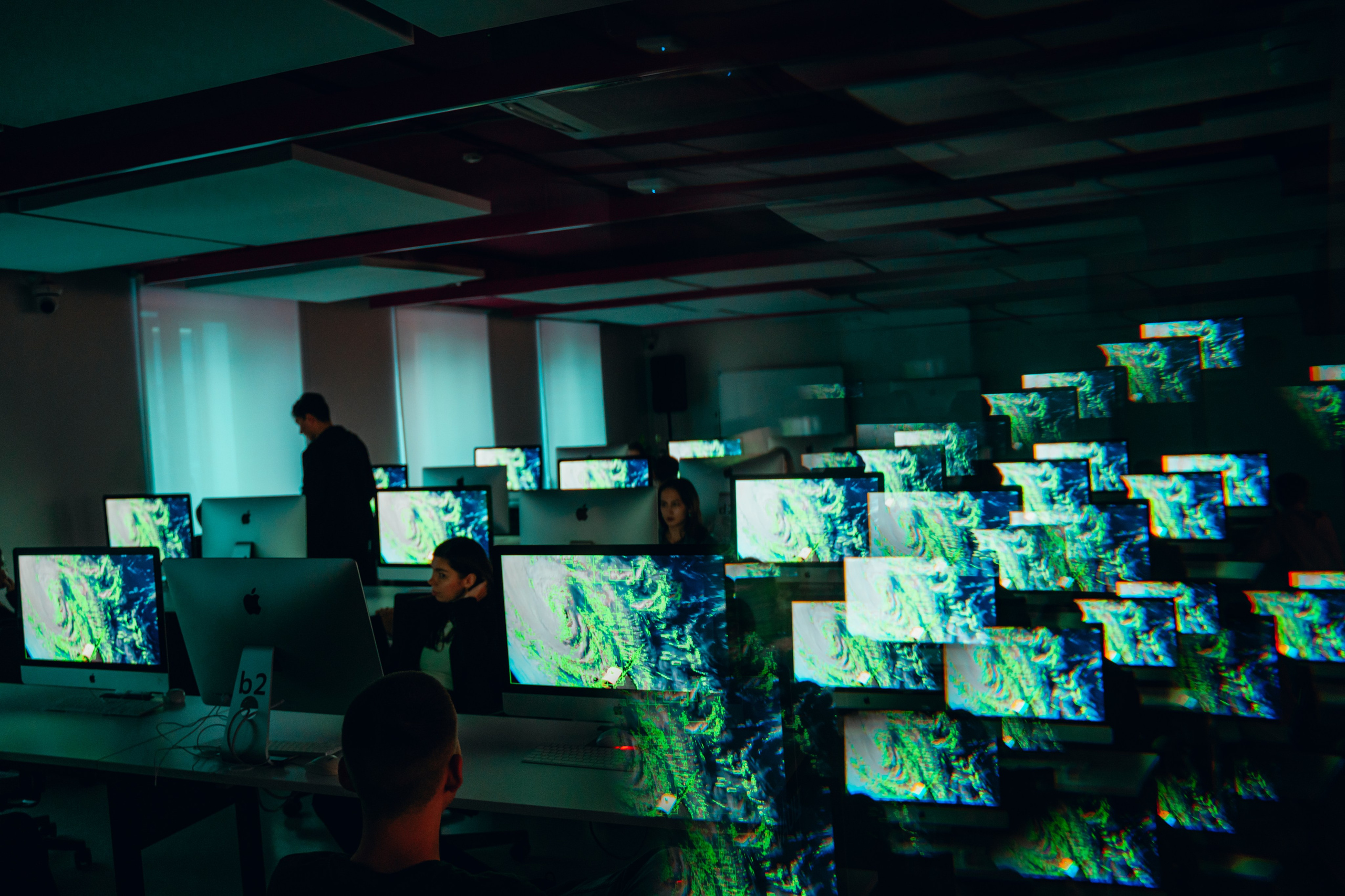 School 21 x NUR. Главная