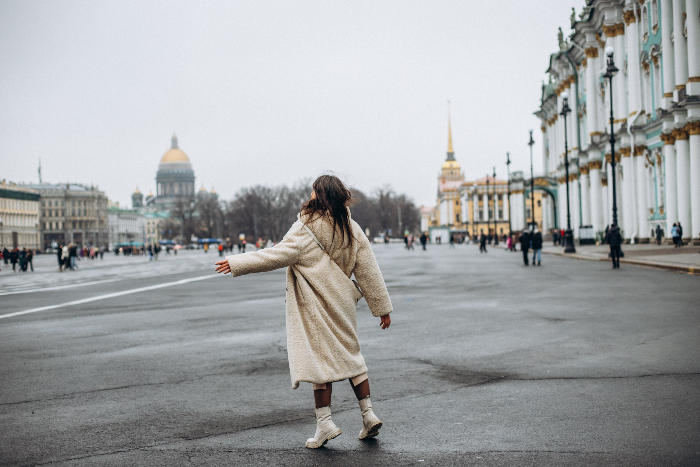 Светлана в феврале. Фотопрогулка в Петербурге. Индивидуальный и семейный фотограф в Санкт-Петербурге