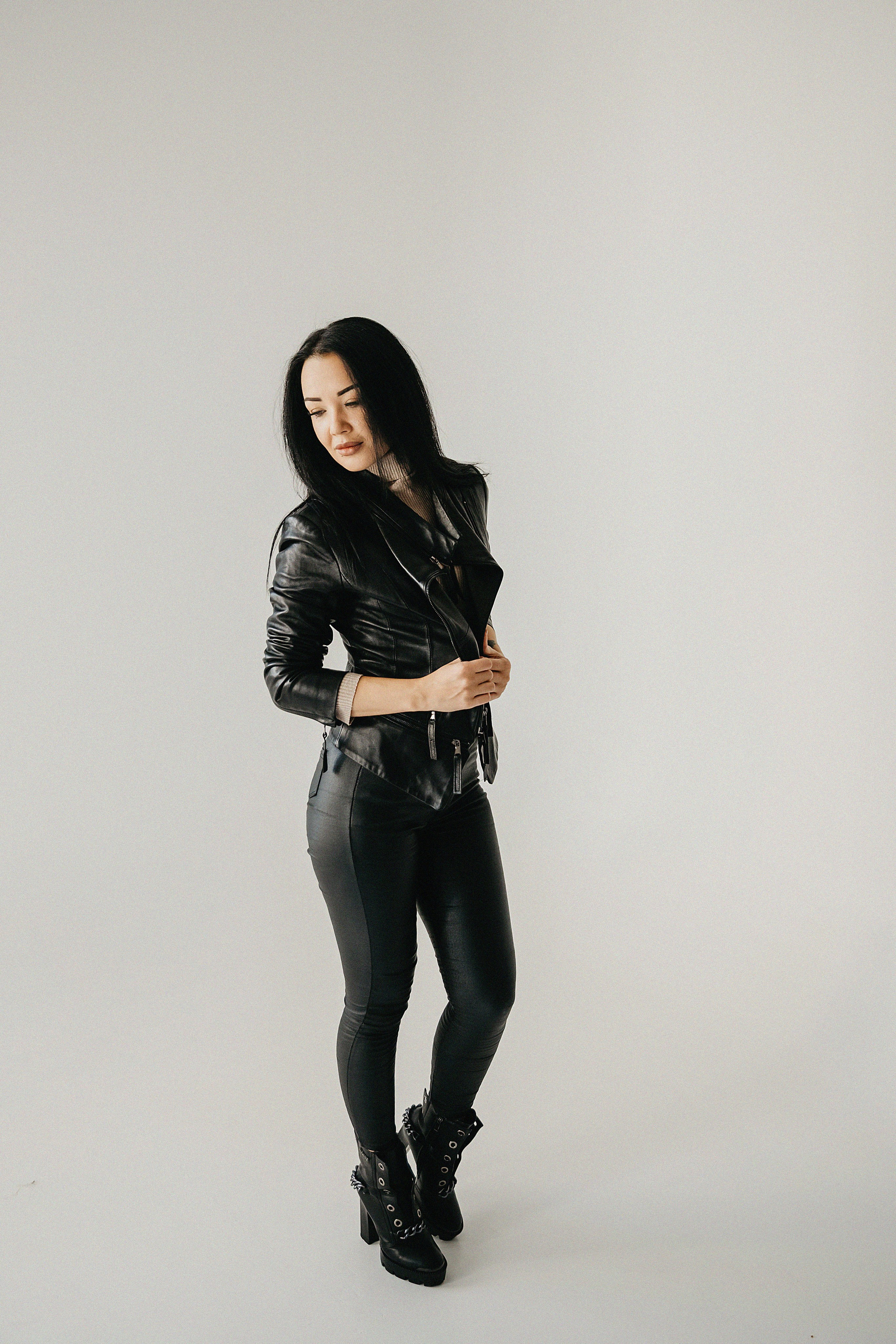 Фотосессия Милены в фотостудии Пространство. Свадебный, семейный и портретный фотограф в Алматы, Костанай